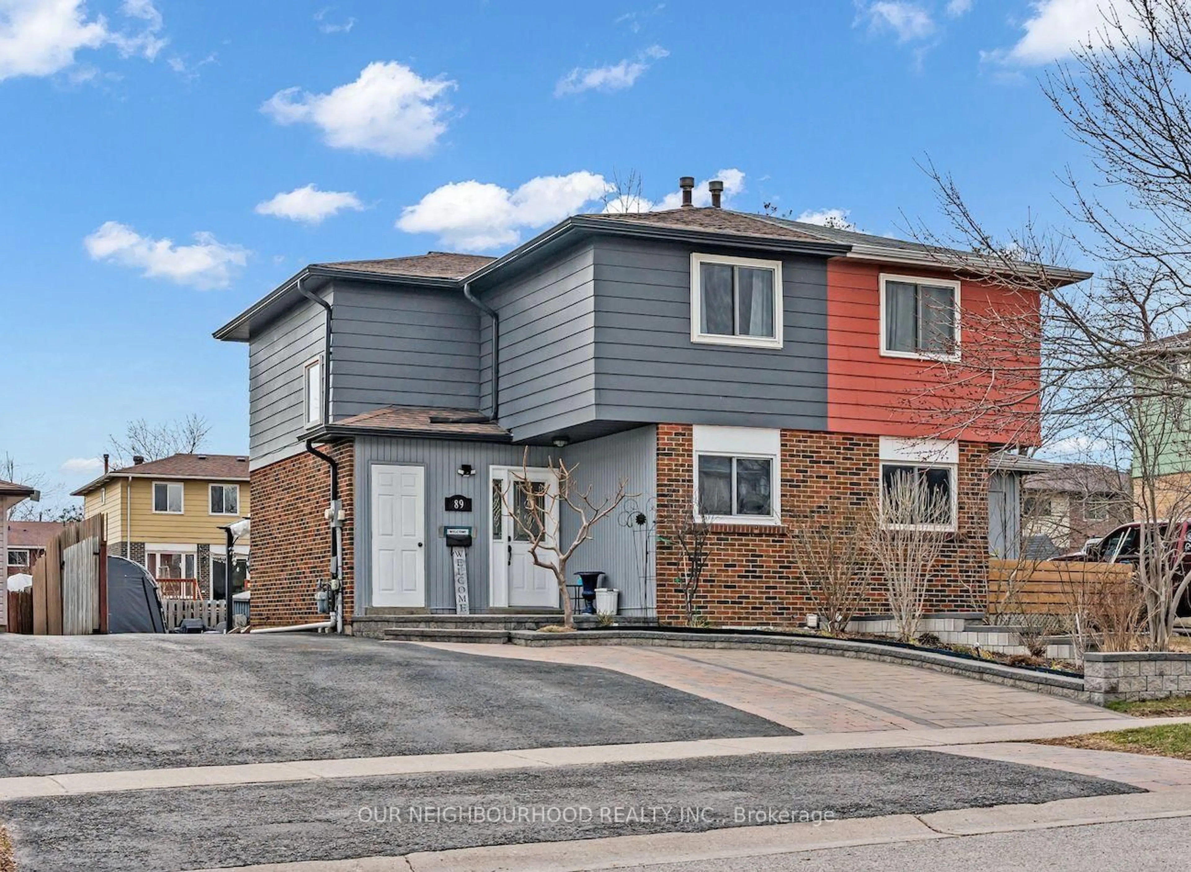 Home with brick exterior material, street for 89 Chaucer Cres, Barrie Ontario L4N 4T8