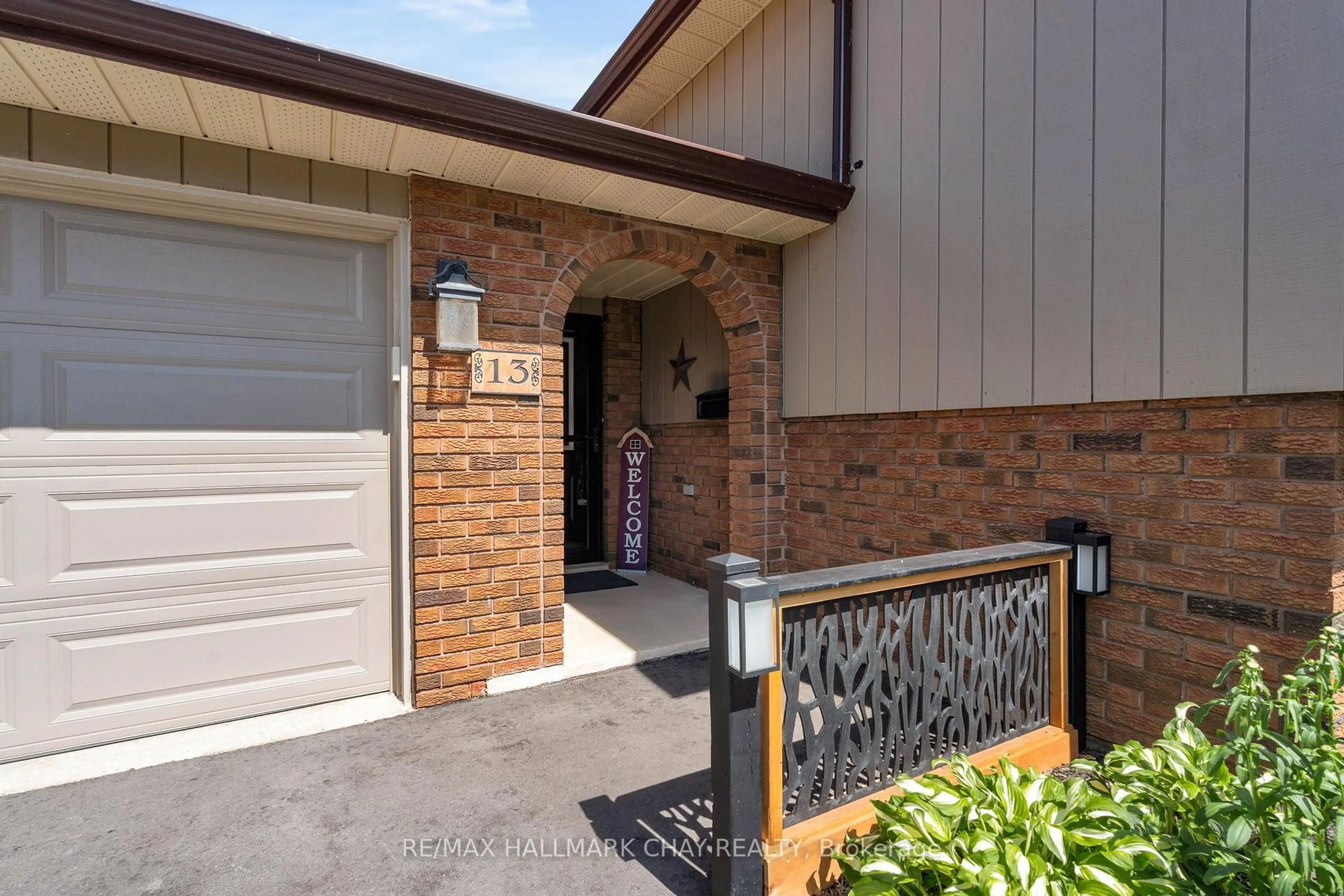 Home with brick exterior material, street for 13 Armstrong Blvd Blvd, Barrie Ontario L4N 5G3