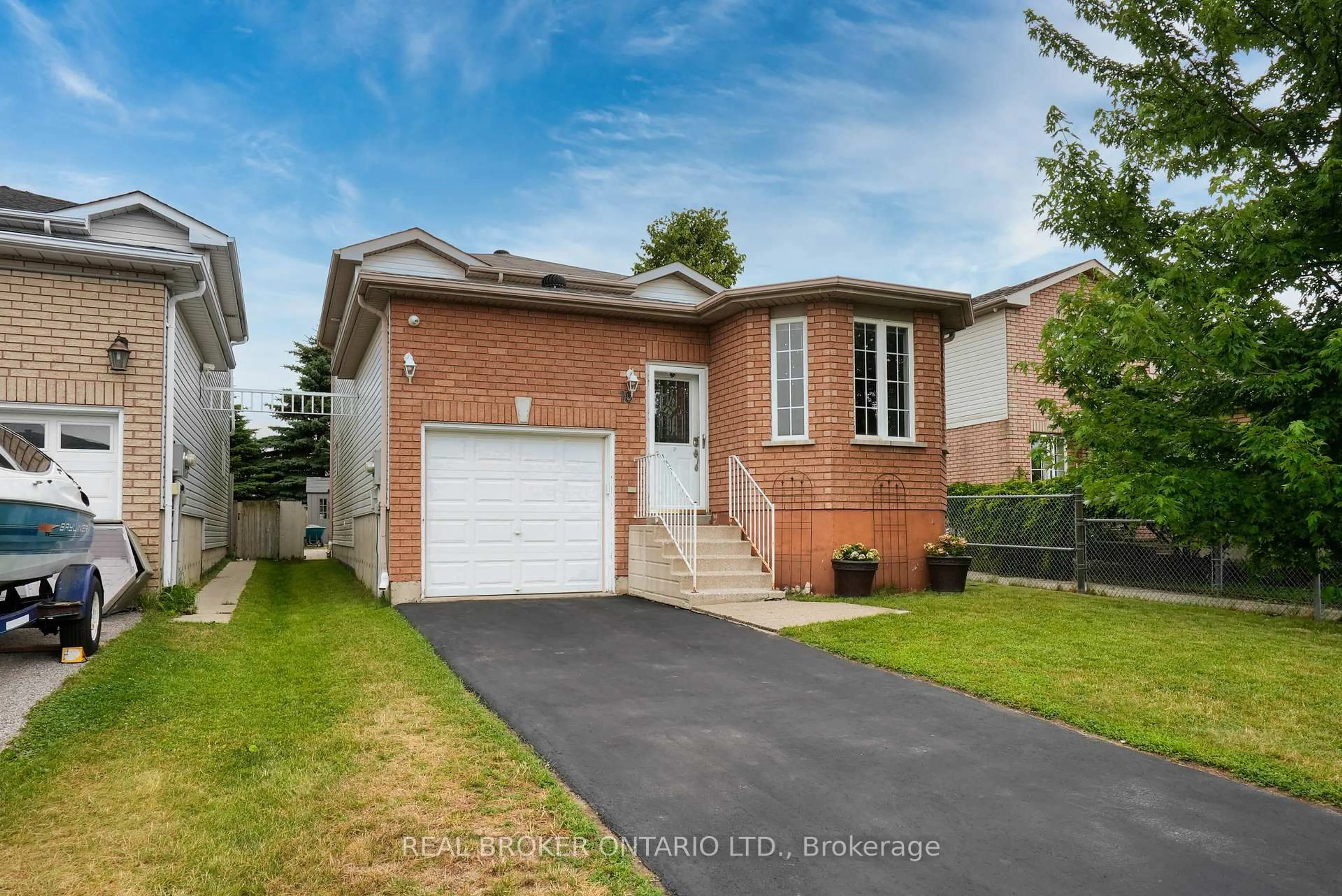 Home with brick exterior material, street for 16 Victorway Dr, Barrie Ontario L4N 9K9