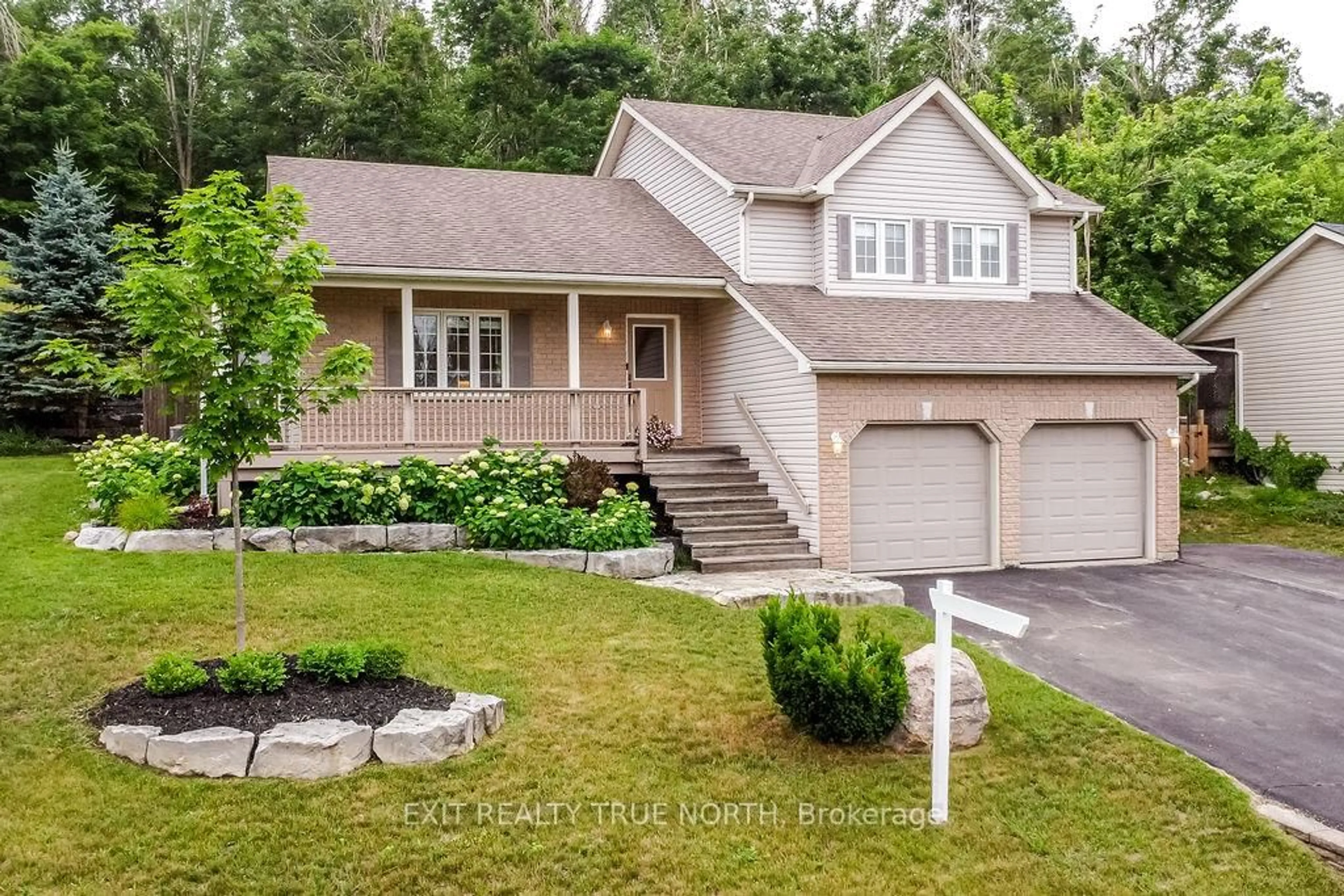 Home with vinyl exterior material, street for 24 Ironwood Tr, Oro-Medonte Ontario L0K 1E0
