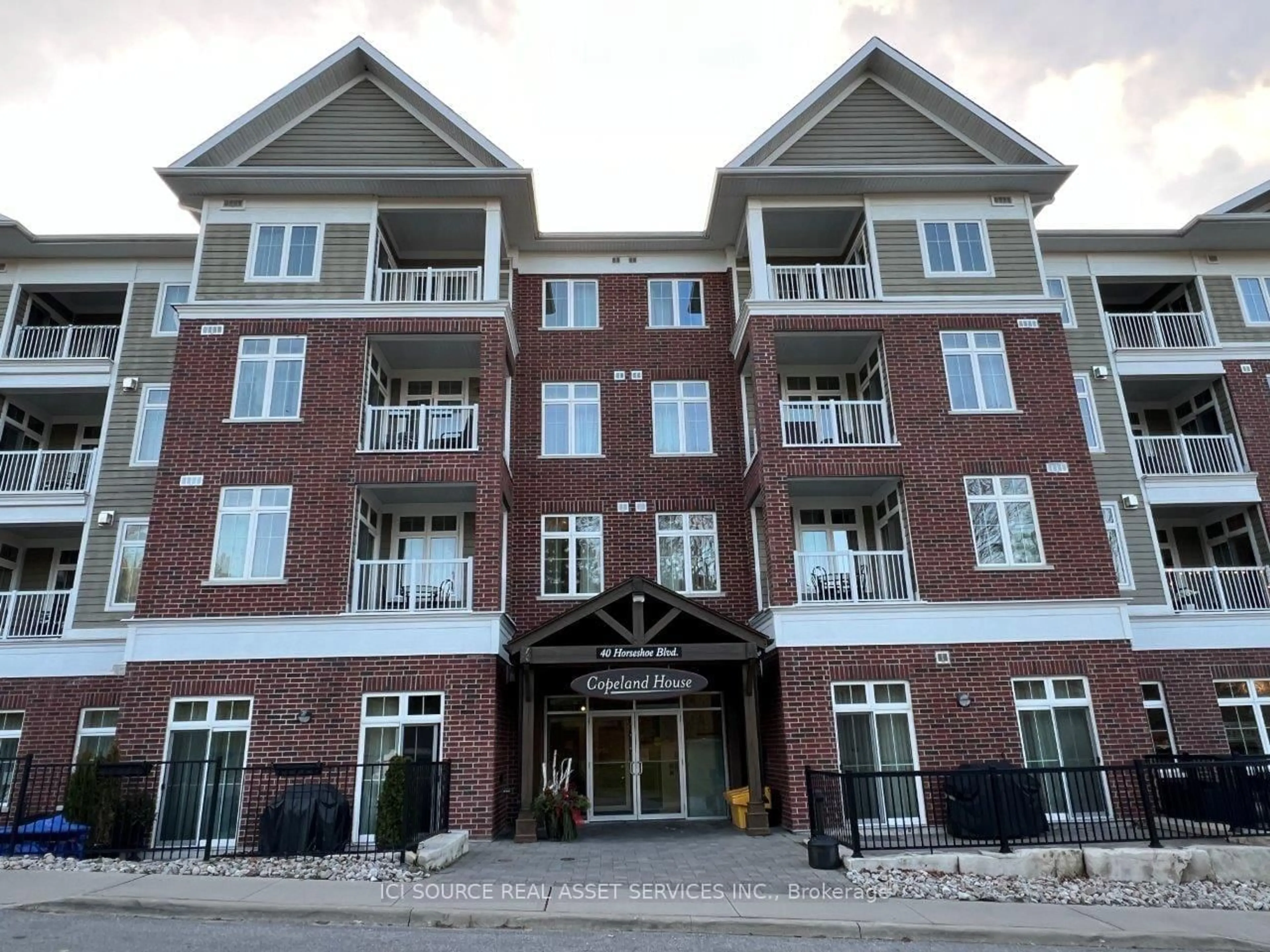 Unknown for 40 Horseshoe Blvd #405, Oro-Medonte Ontario L4M 4Y8