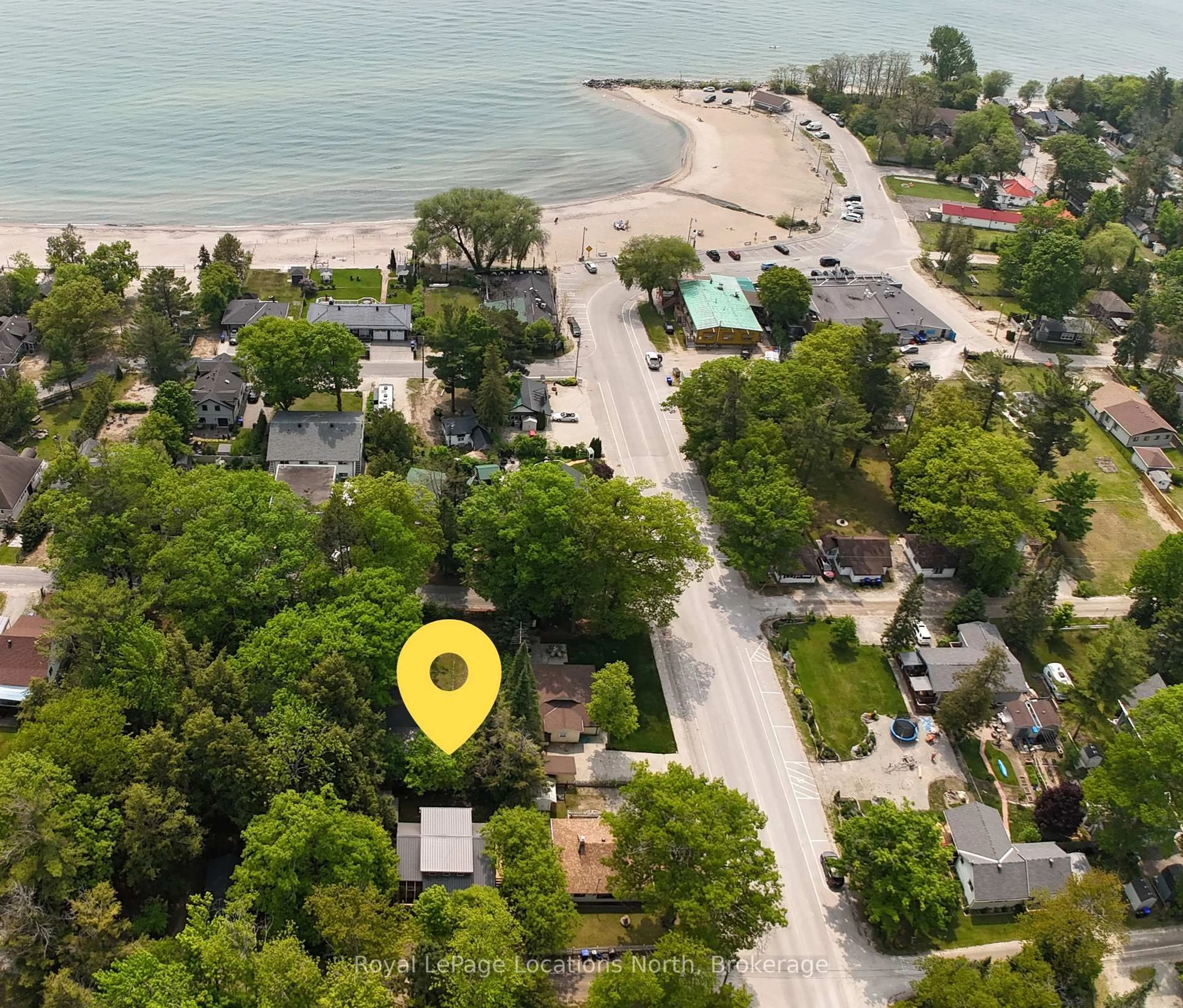 A pic from outside/outdoor area/front of a property/back of a property/a pic from drone, water/lake/river/ocean view for 6 Third St, Tiny Ontario L0L 2J0