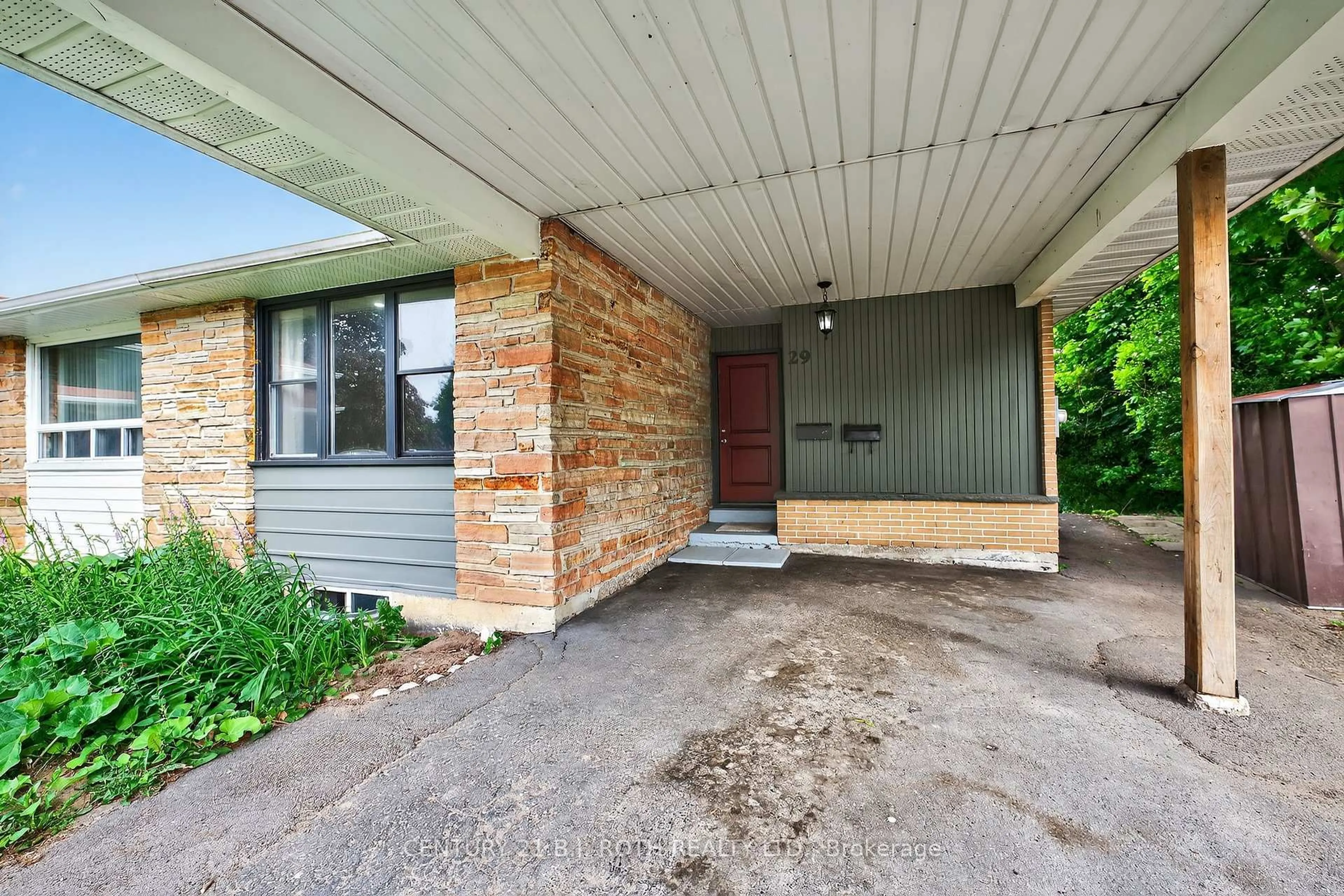 Unknown for 29 Daphne Cres, Barrie Ontario L4M 2Y7