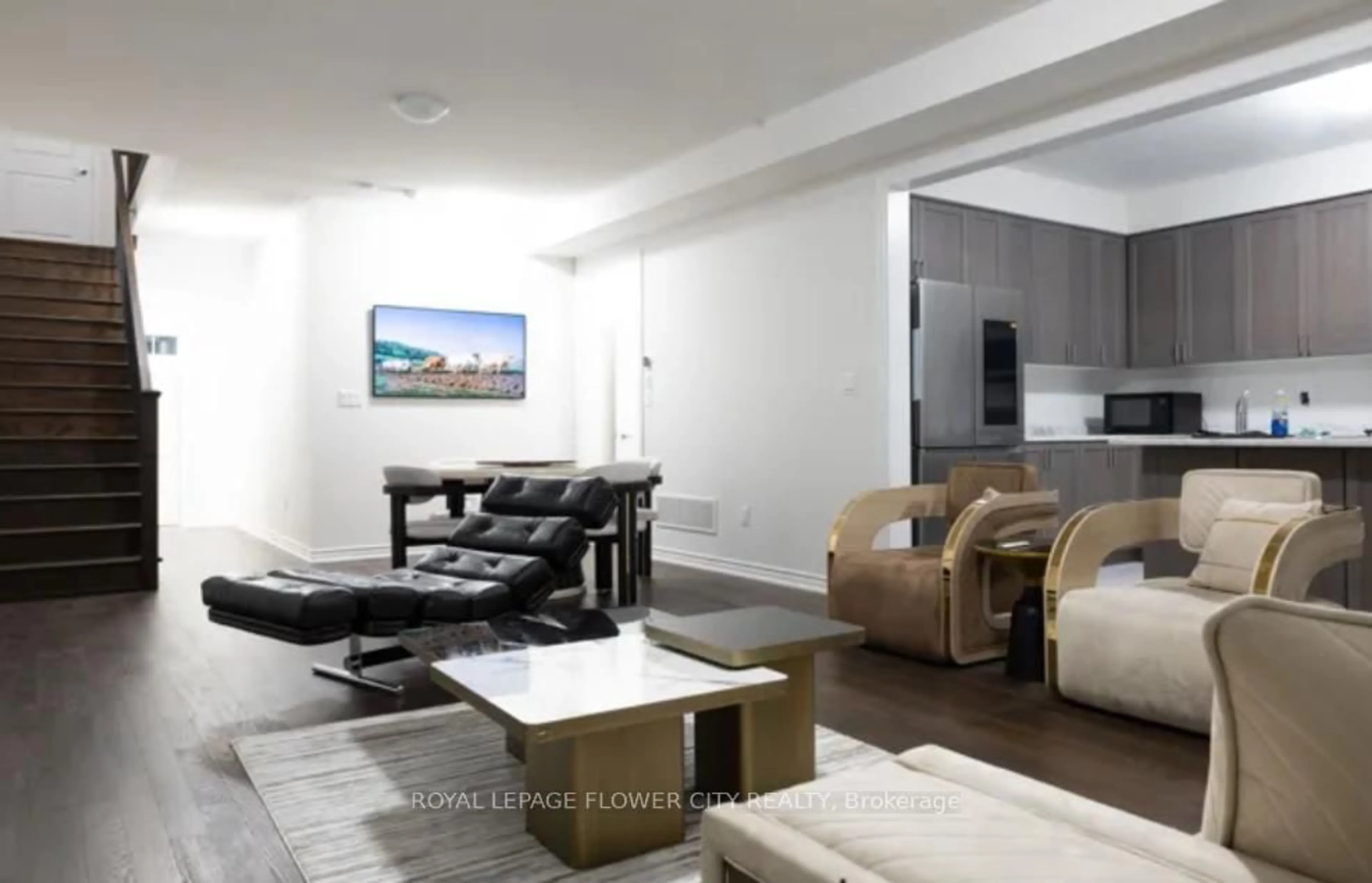 Living room with furniture, unknown for 28 Bannister Rd, Barrie Ontario L9S 2Z8