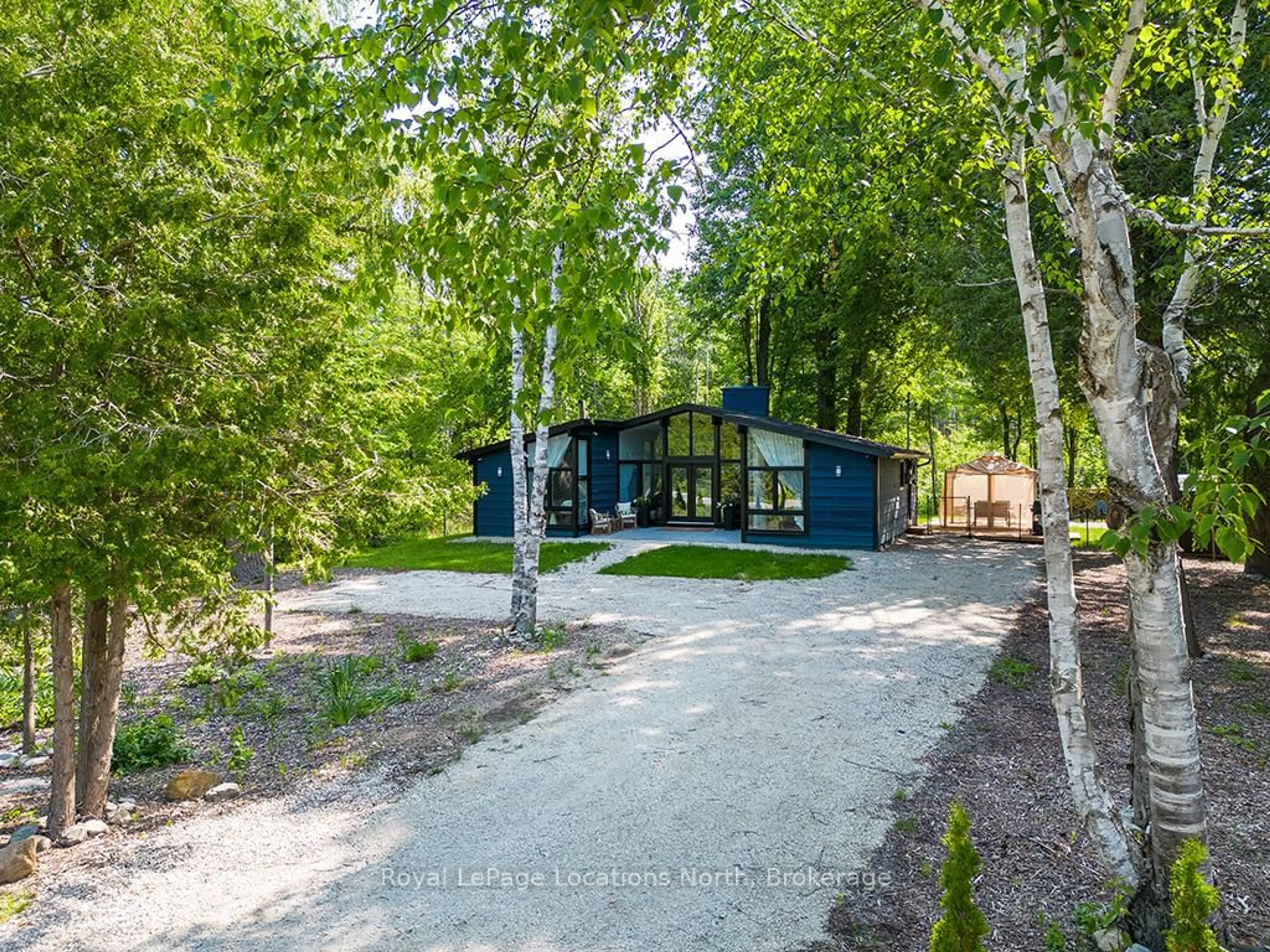 A pic from outside/outdoor area/front of a property/back of a property/a pic from drone, forest/trees view for 135 Longpoint Rd, Collingwood Ontario L9Y 0T9