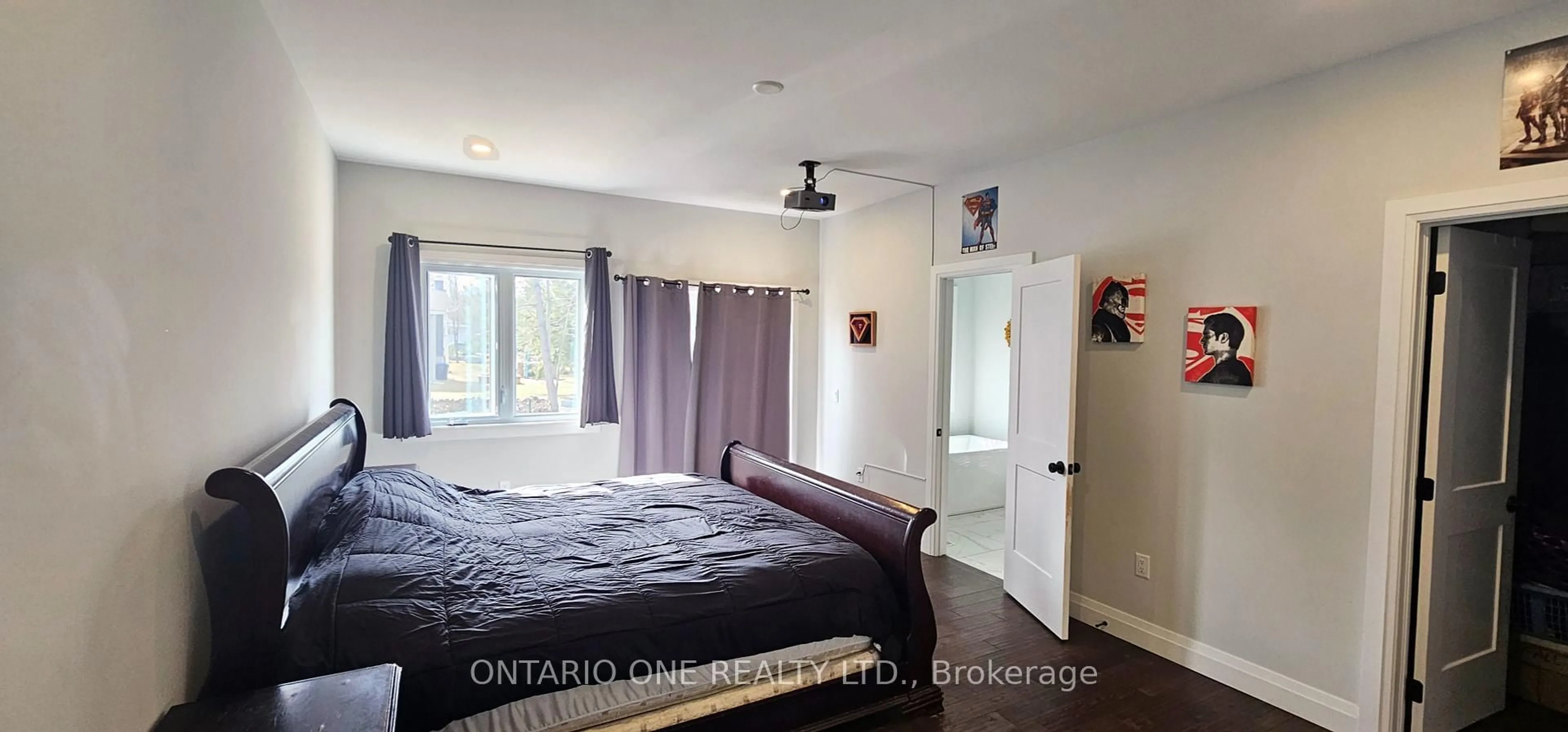 Bedroom with bed, unknown for 30 Bellehumeur Rd, Tiny Ontario L9M 0J1