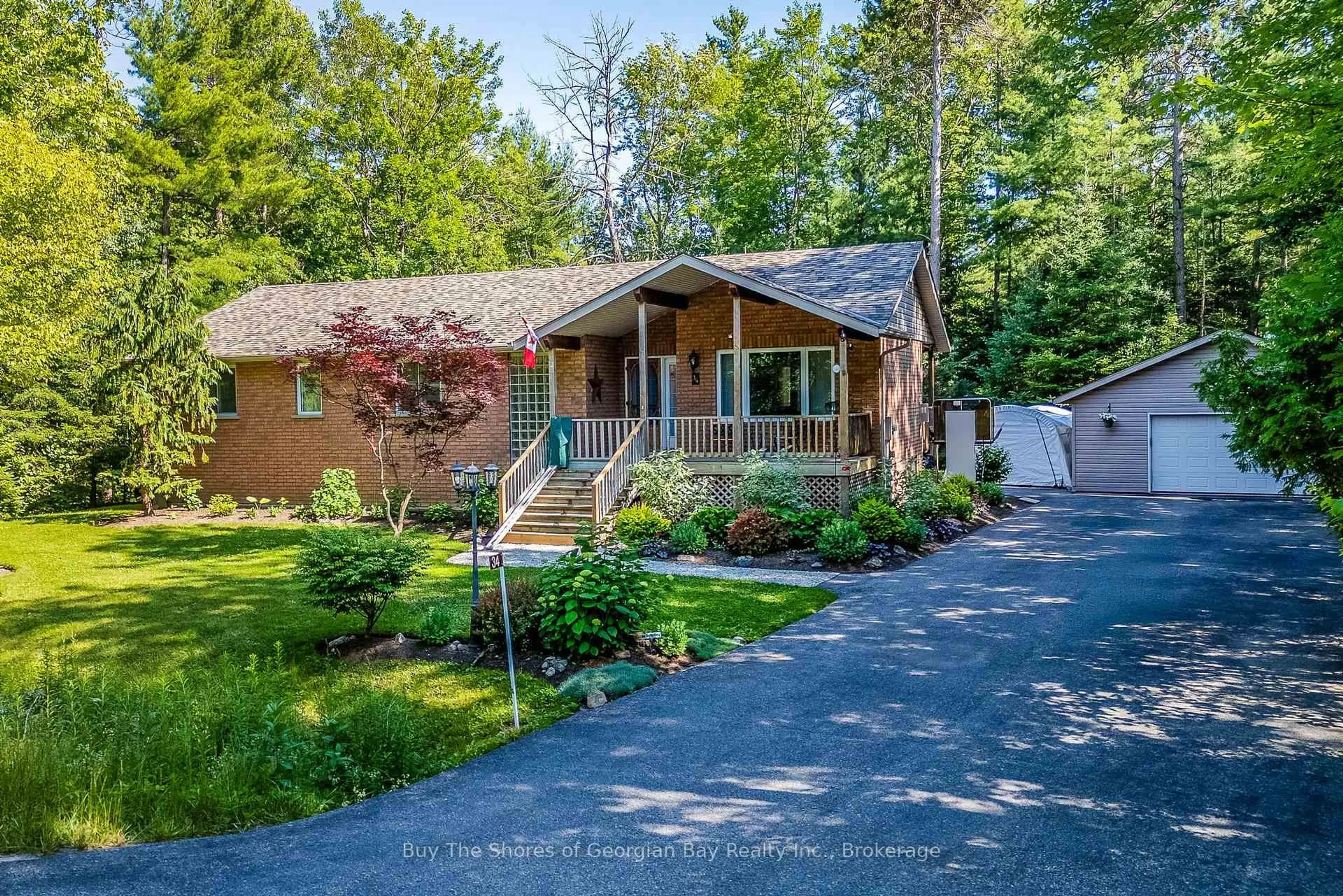 A pic from outside/outdoor area/front of a property/back of a property/a pic from drone, unknown for 34 Pineshore Cres, Tiny Ontario L0L 2T0