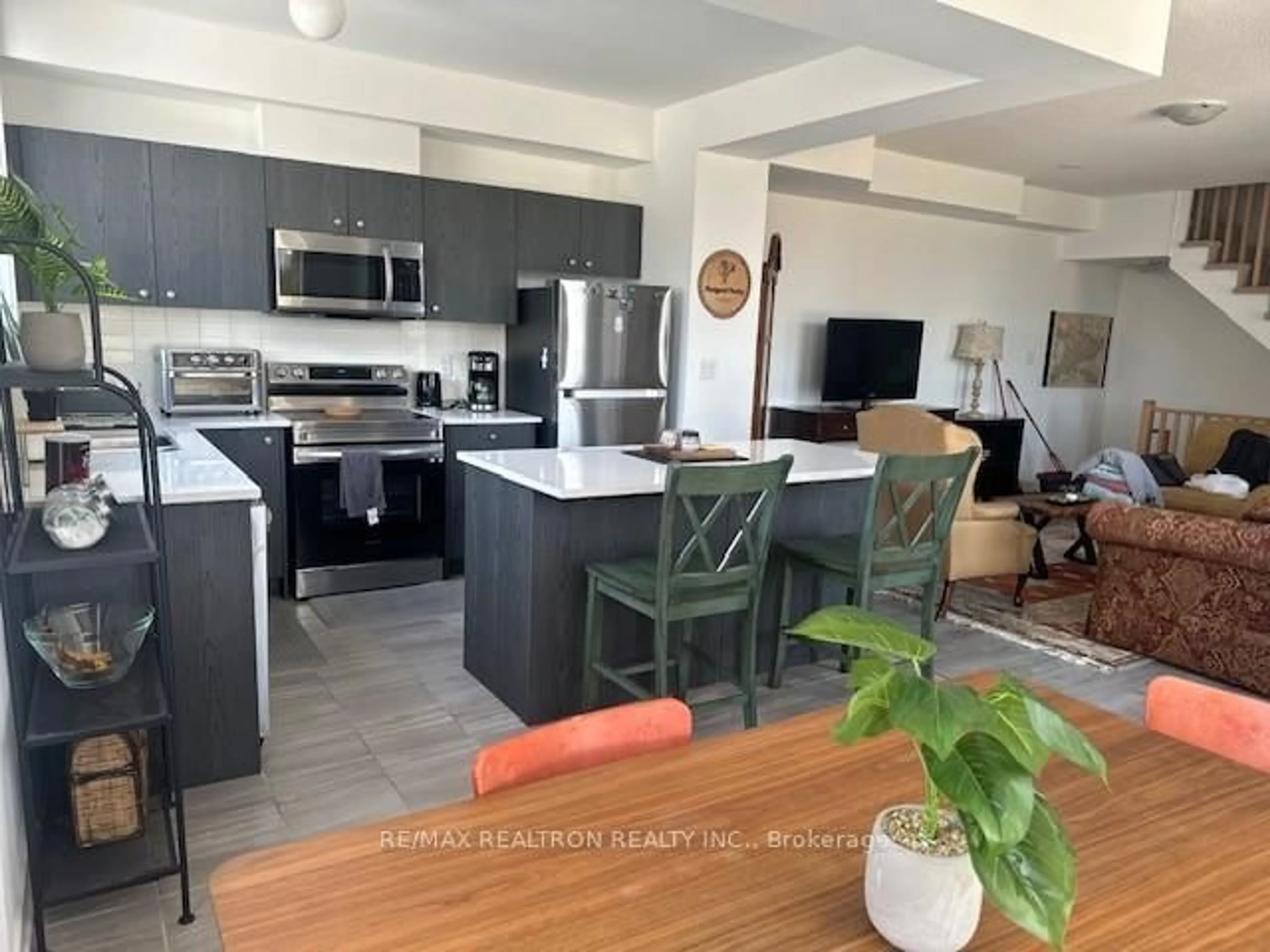 Open concept kitchen, unknown for 34 Spry Lane, Barrie Ontario L4N 0H7