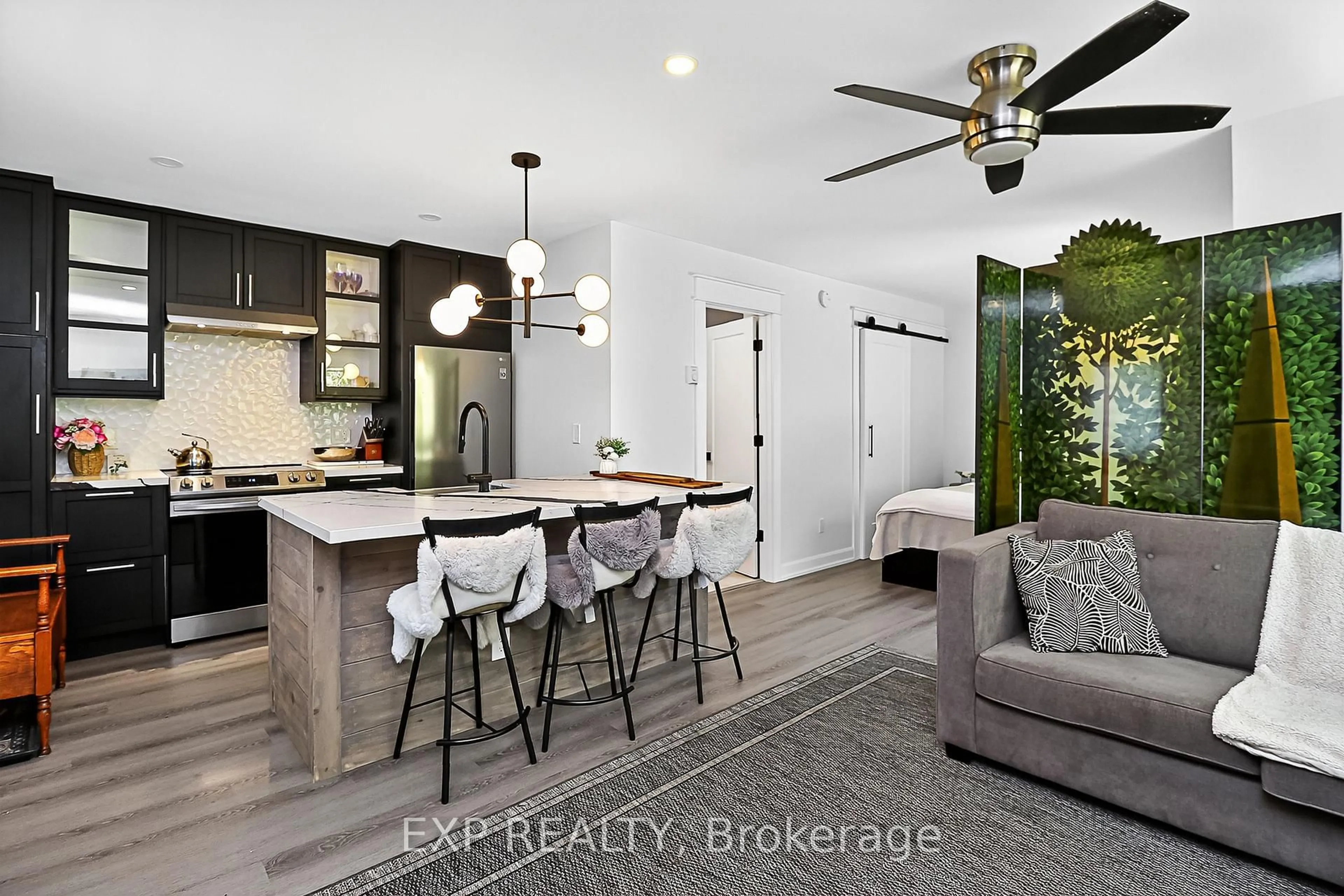 Open concept kitchen, unknown for 15 Dawson Dr #3, Collingwood Ontario L9Y 5B4