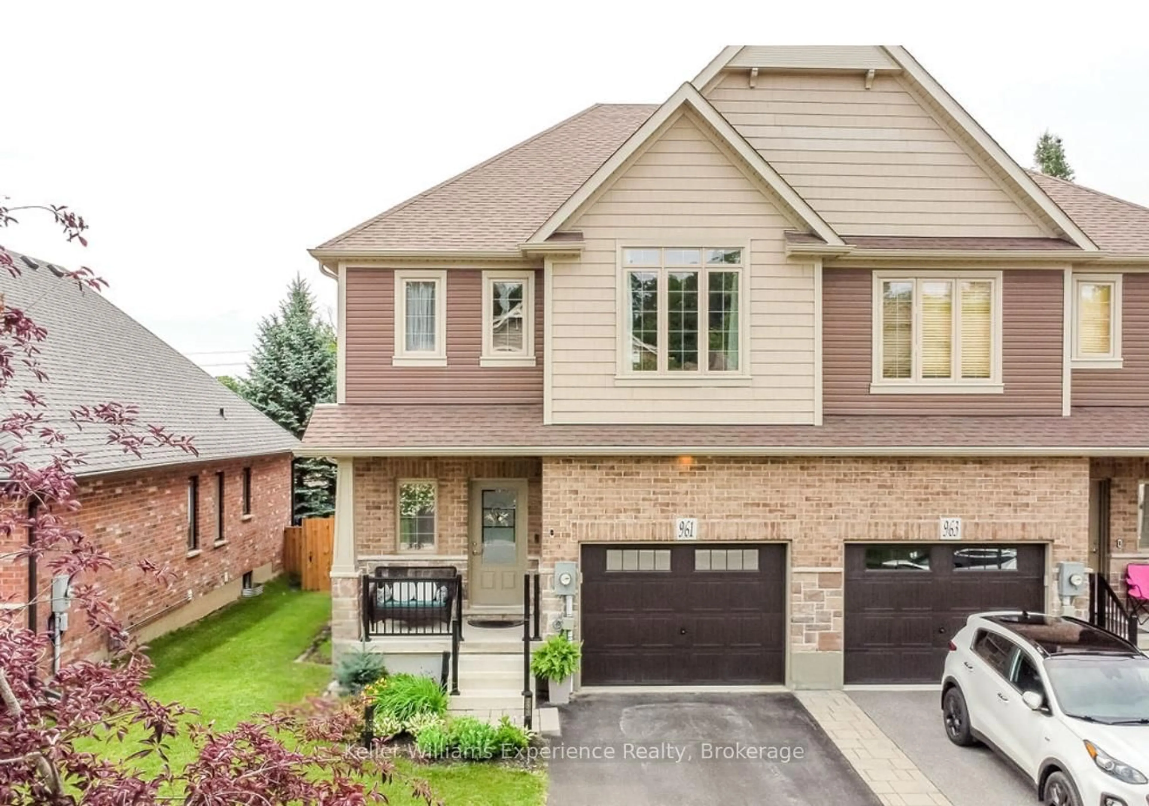 Home with brick exterior material, street for 961 Wright Dr, Midland Ontario L4R 0E4