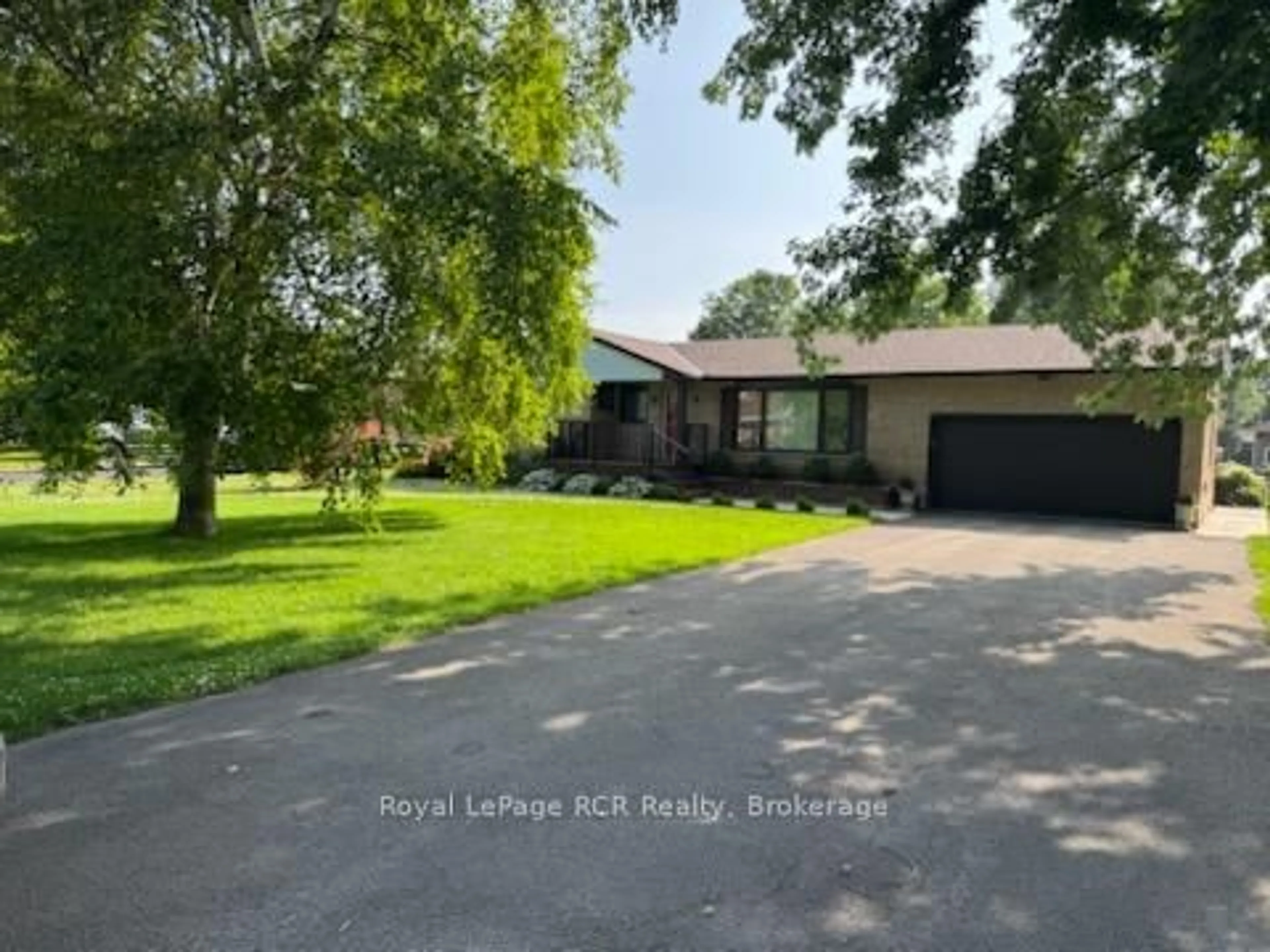 A pic from outside/outdoor area/front of a property/back of a property/a pic from drone, water/lake/river/ocean view for 4109 County Road 124 Rd, Clearview Ontario L0M 1P0