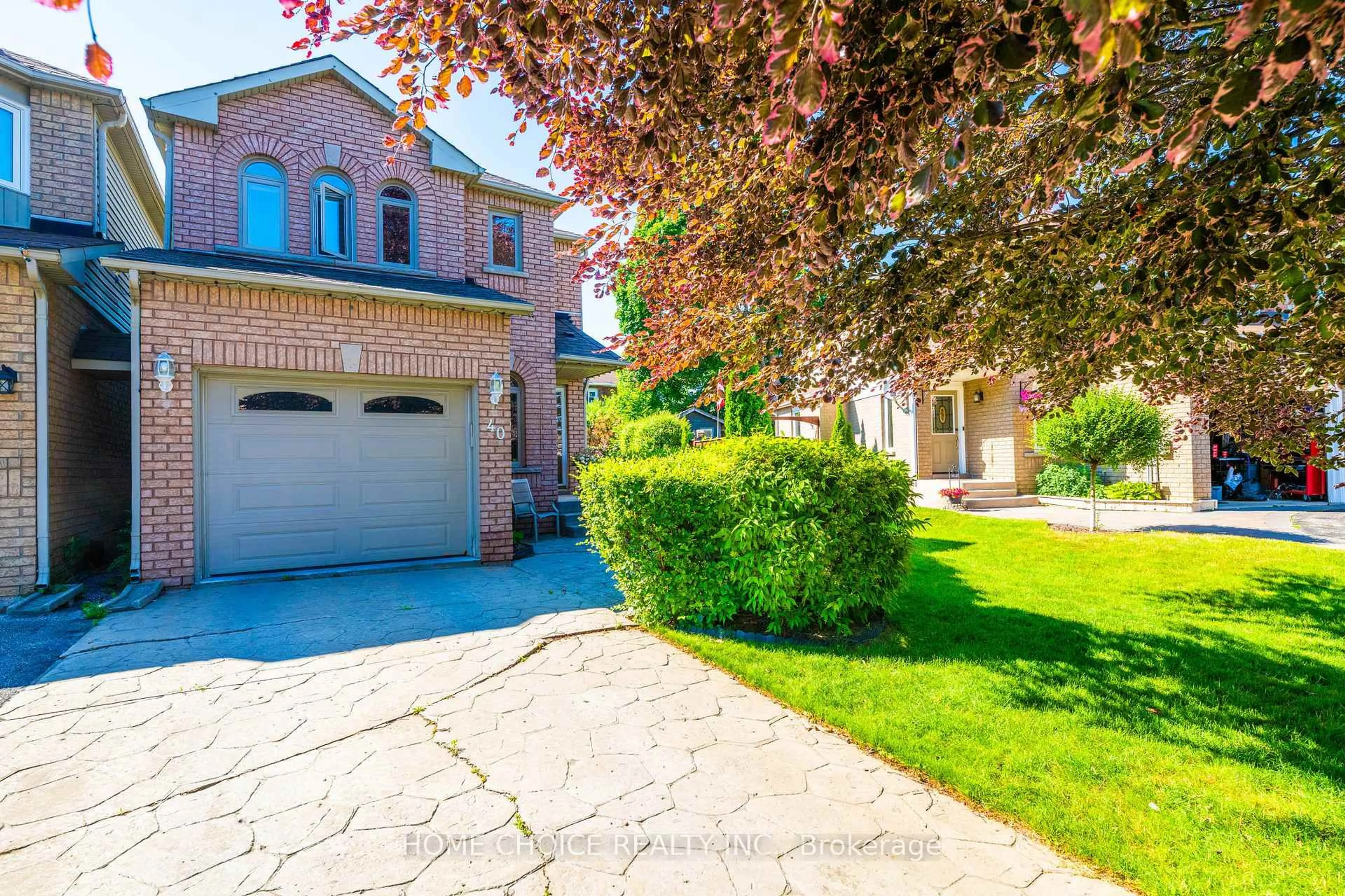 Home with brick exterior material, street for 40 Aikens Cres, Barrie Ontario L4N 8M6