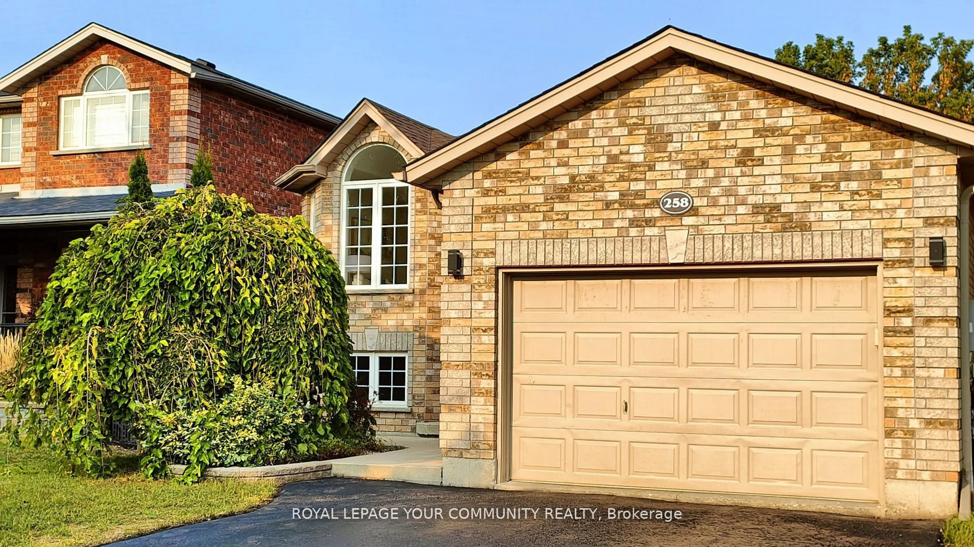 Home with brick exterior material, street for 258 Pringle Dr, Barrie Ontario L4N 0P4