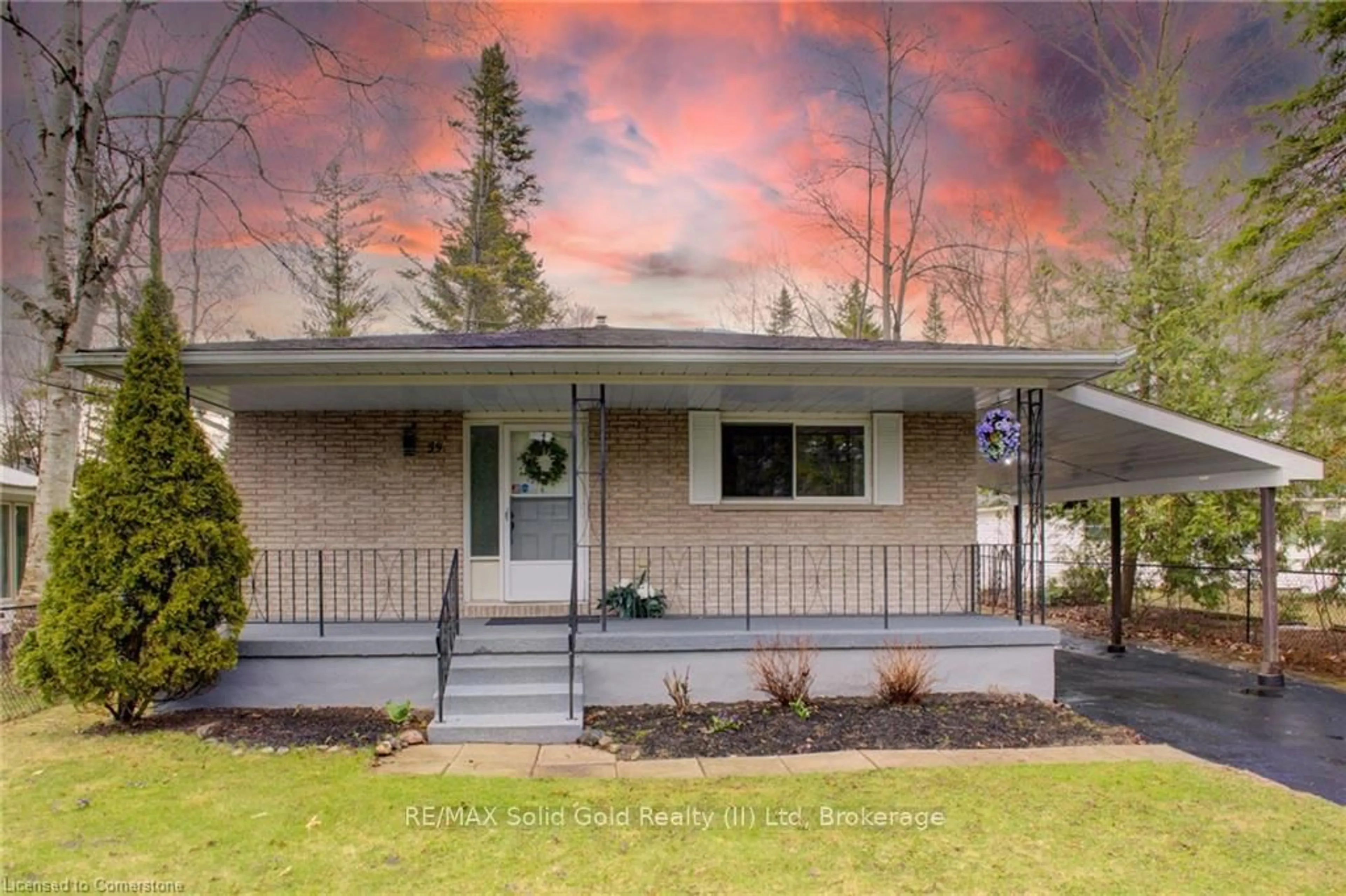 Home with vinyl exterior material, street for 59 59th St, Wasaga Beach Ontario L9Z 1V8