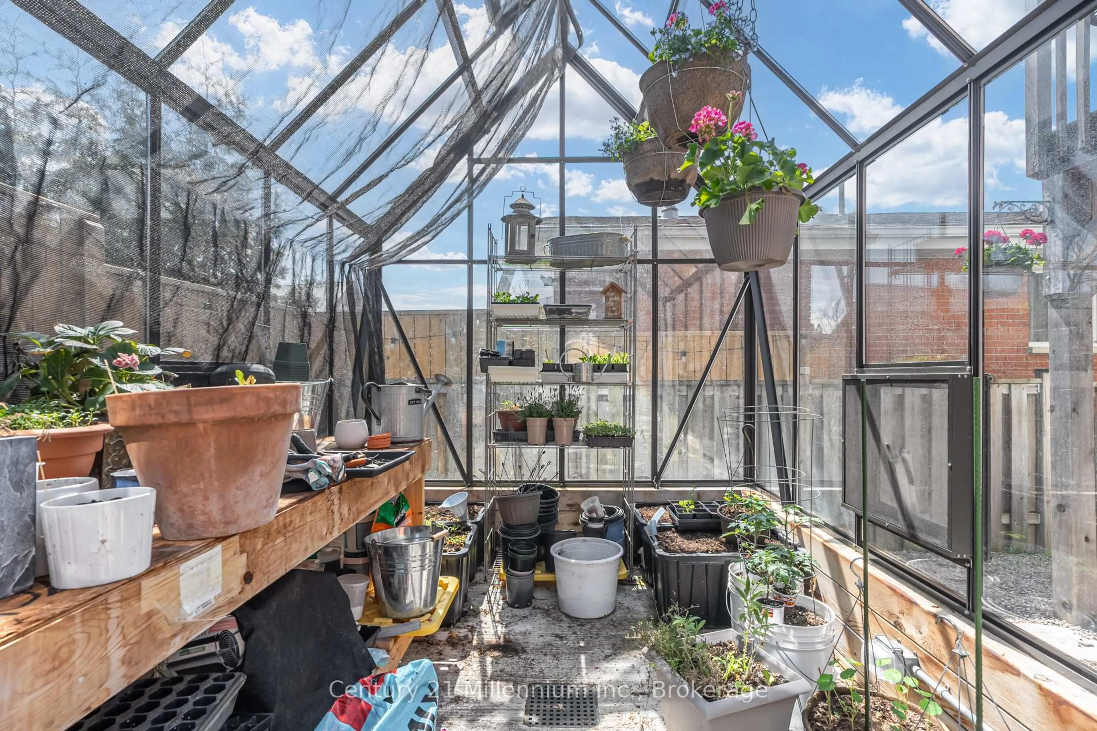 Unknown for 439 Birch St, Collingwood Ontario L9Y 2W4
