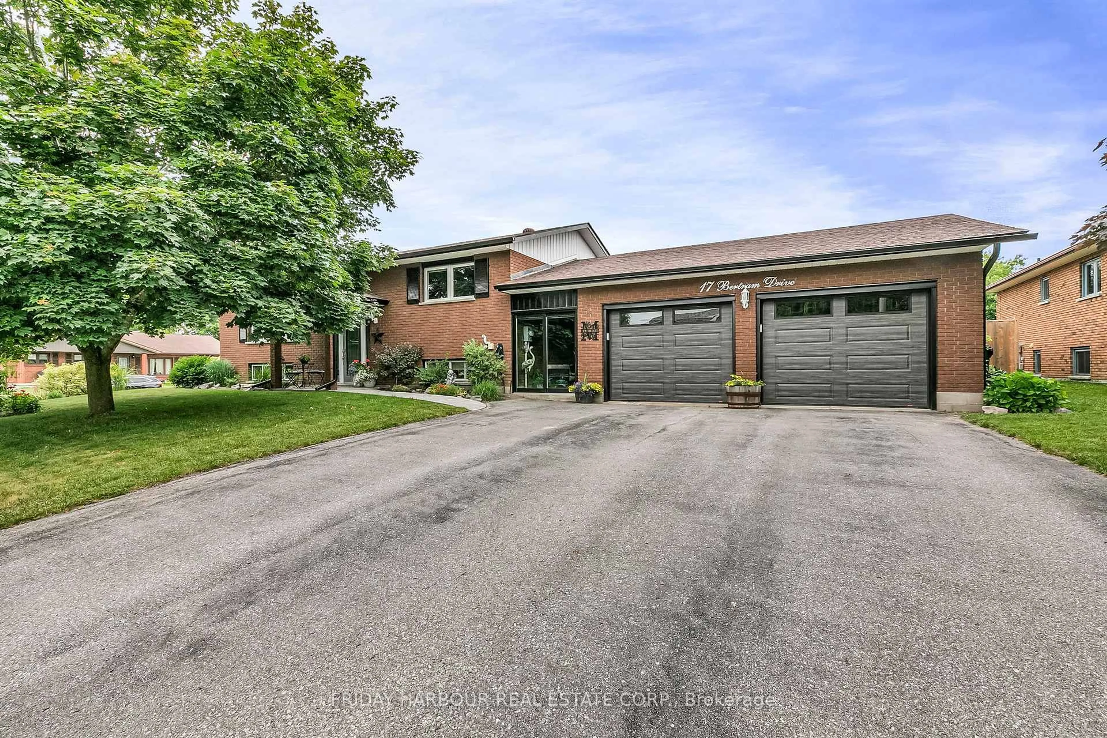 Home with brick exterior material, street for 17 Bertram Dr, Springwater Ontario L0L 1P0