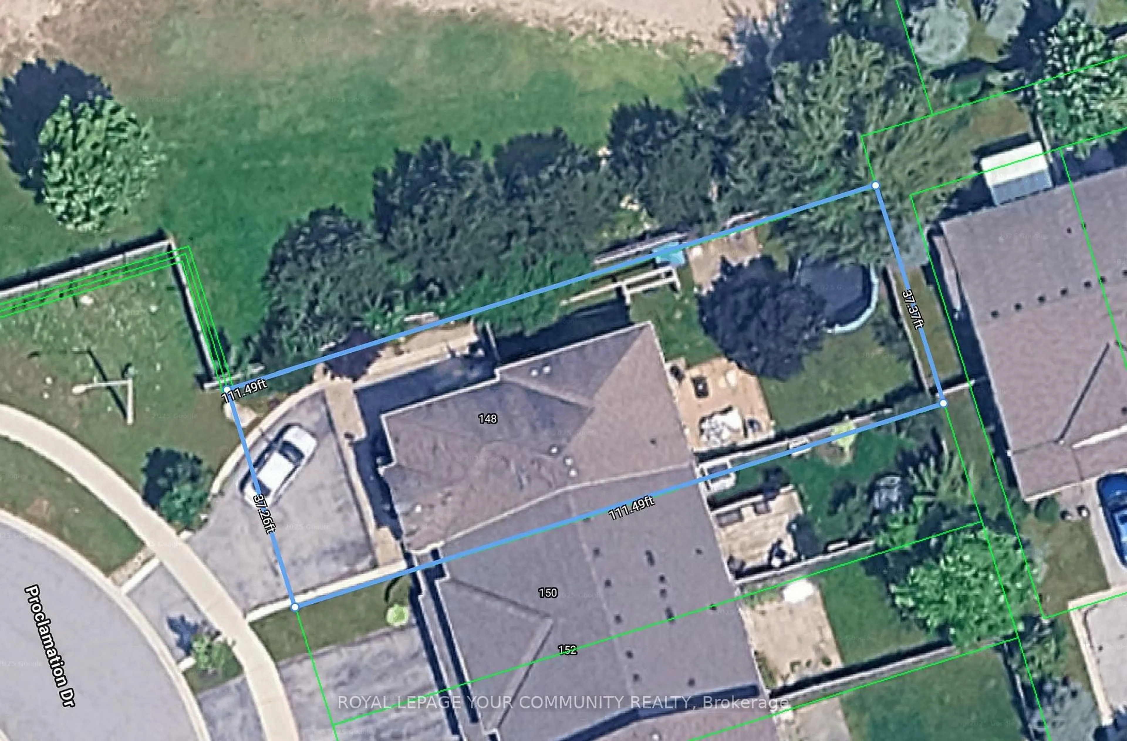 A pic from outside/outdoor area/front of a property/back of a property/a pic from drone, street for 148 Proclamation Dr, Barrie Ontario L4N 0K9