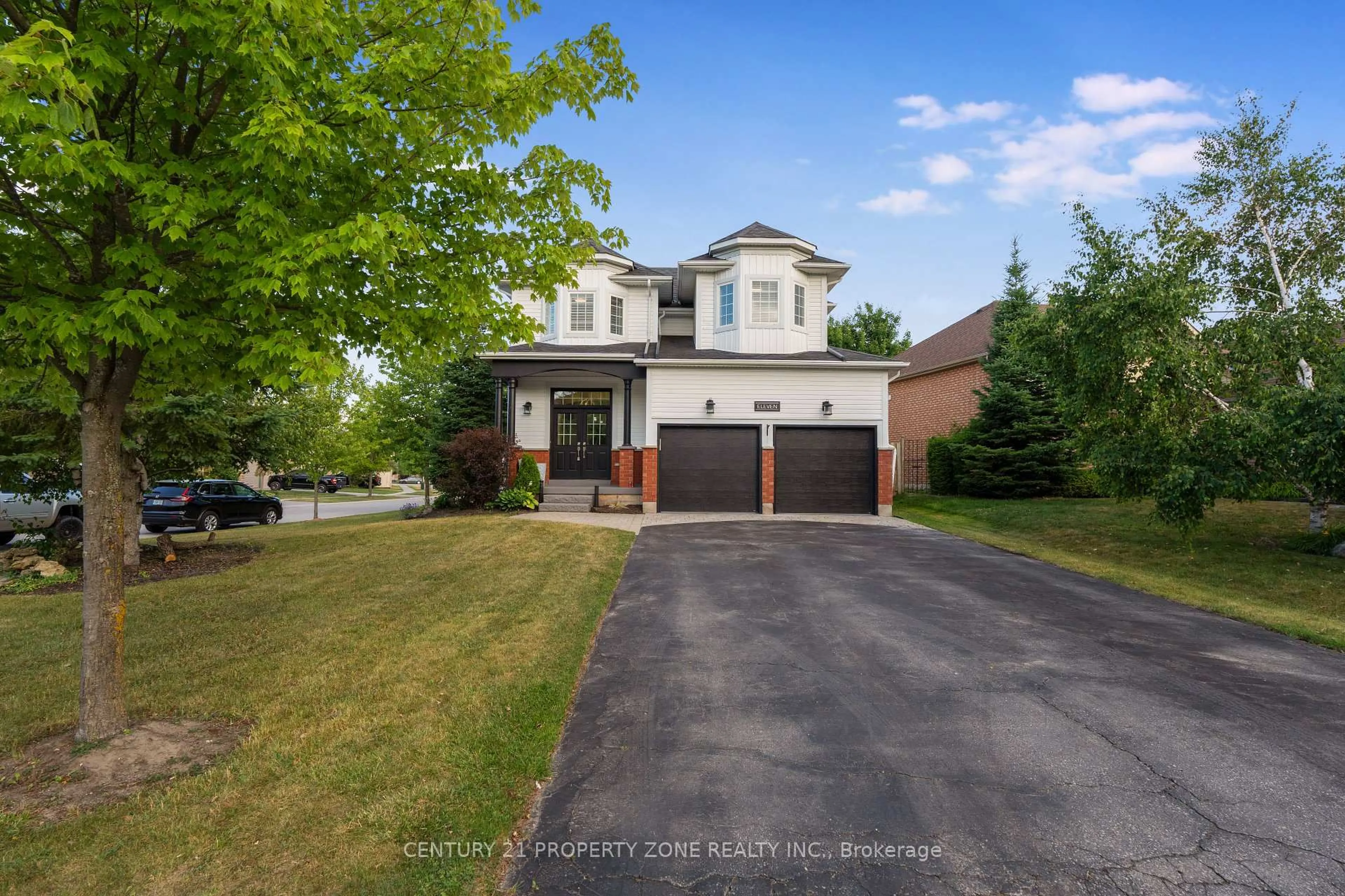 Home with brick exterior material, street for 11 Kensington Tr, Barrie Ontario L4N 0K5