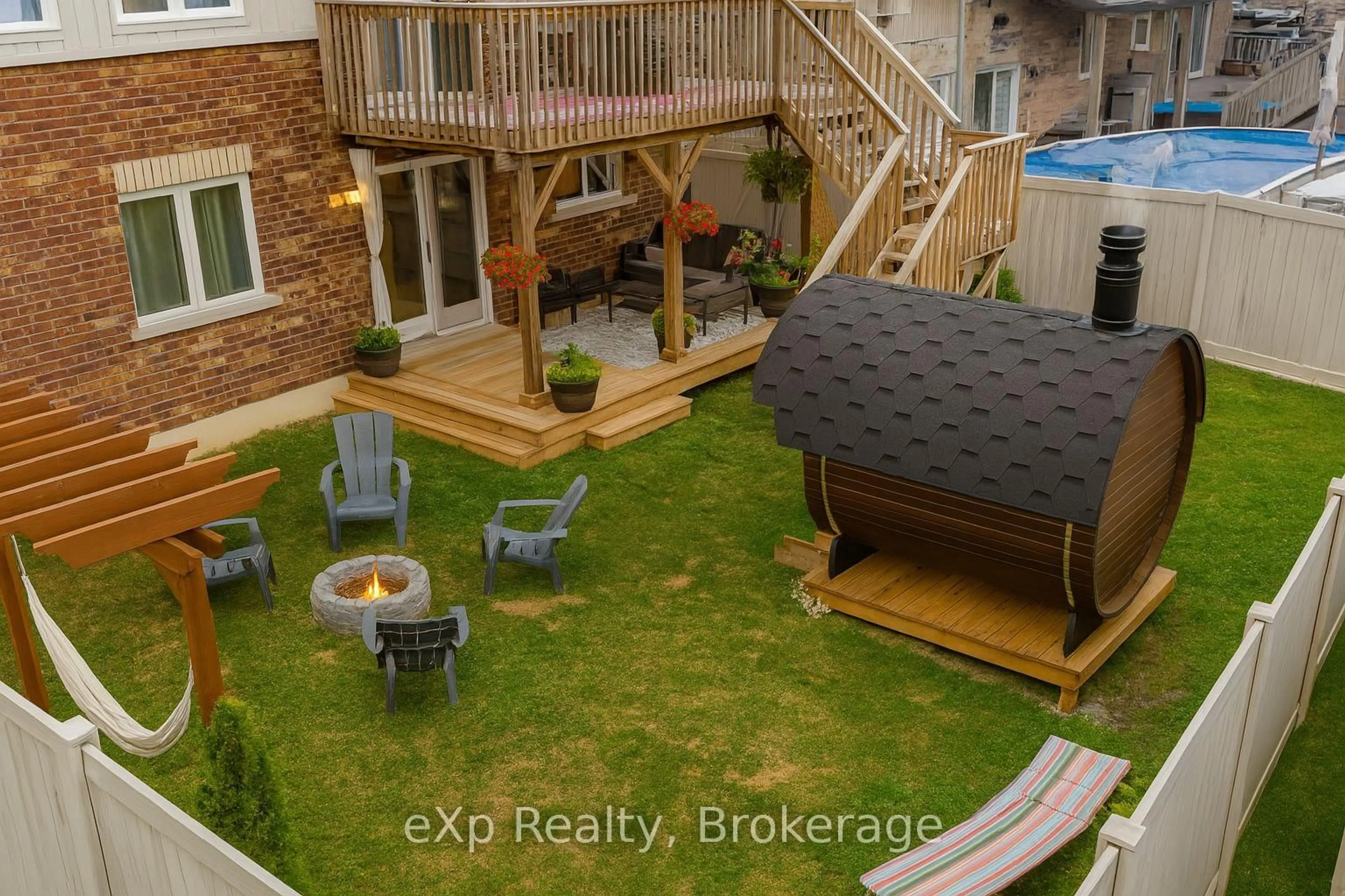 A pic from outside/outdoor area/front of a property/back of a property/a pic from drone, city buildings view from balcony for 3133 Monarch Dr, Orillia Ontario L3V 7X1