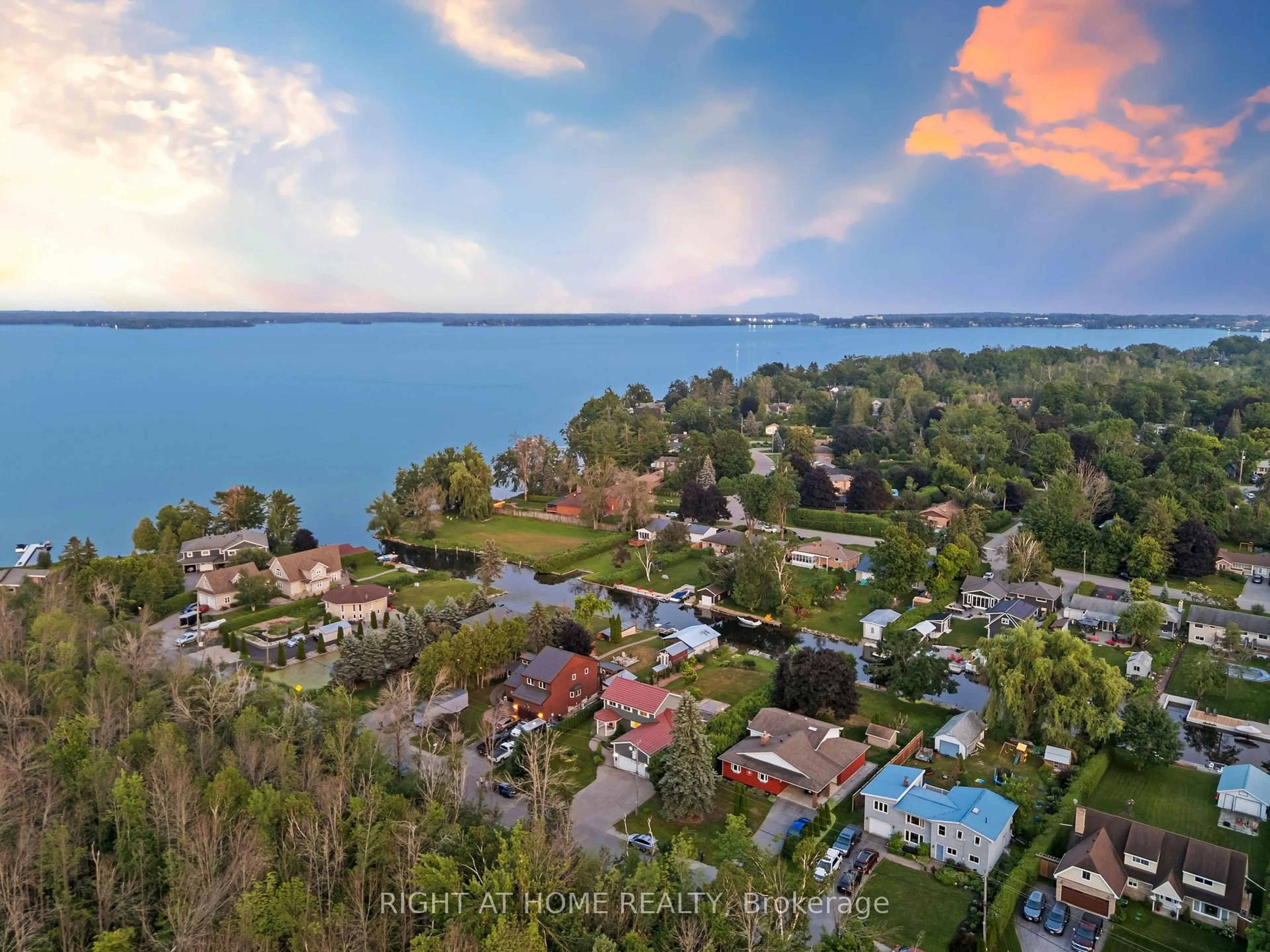 A pic from outside/outdoor area/front of a property/back of a property/a pic from drone, water/lake/river/ocean view for 1415 Cunningham Cres, Orillia Ontario L3V 7E1