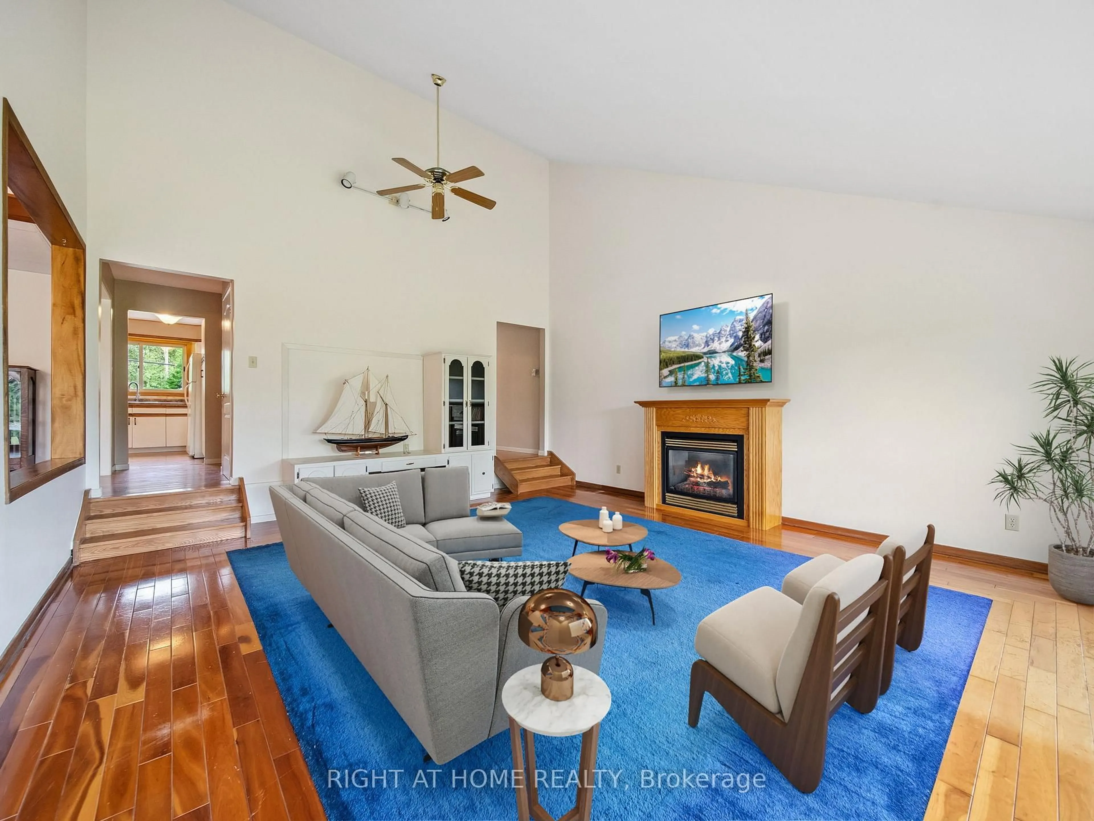Living room with furniture, unknown for 1415 Cunningham Cres, Orillia Ontario L3V 7E1