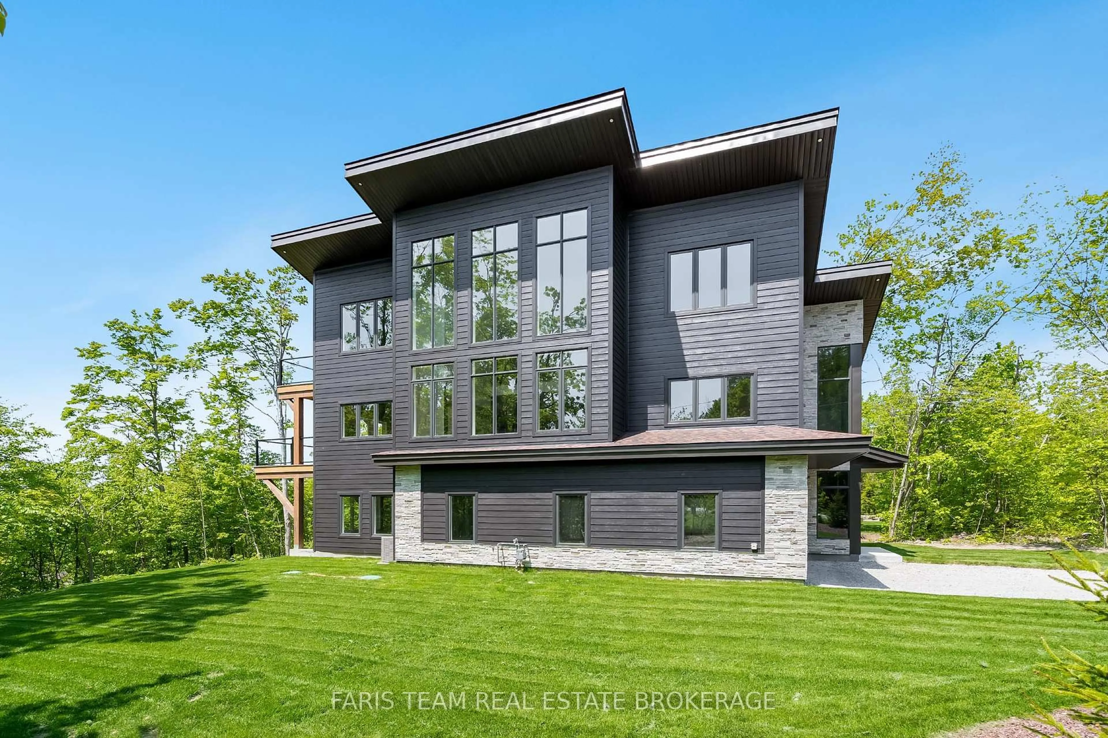 Home with brick exterior material, street for 3316 Line 4, Oro-Medonte Ontario L0L 2L0