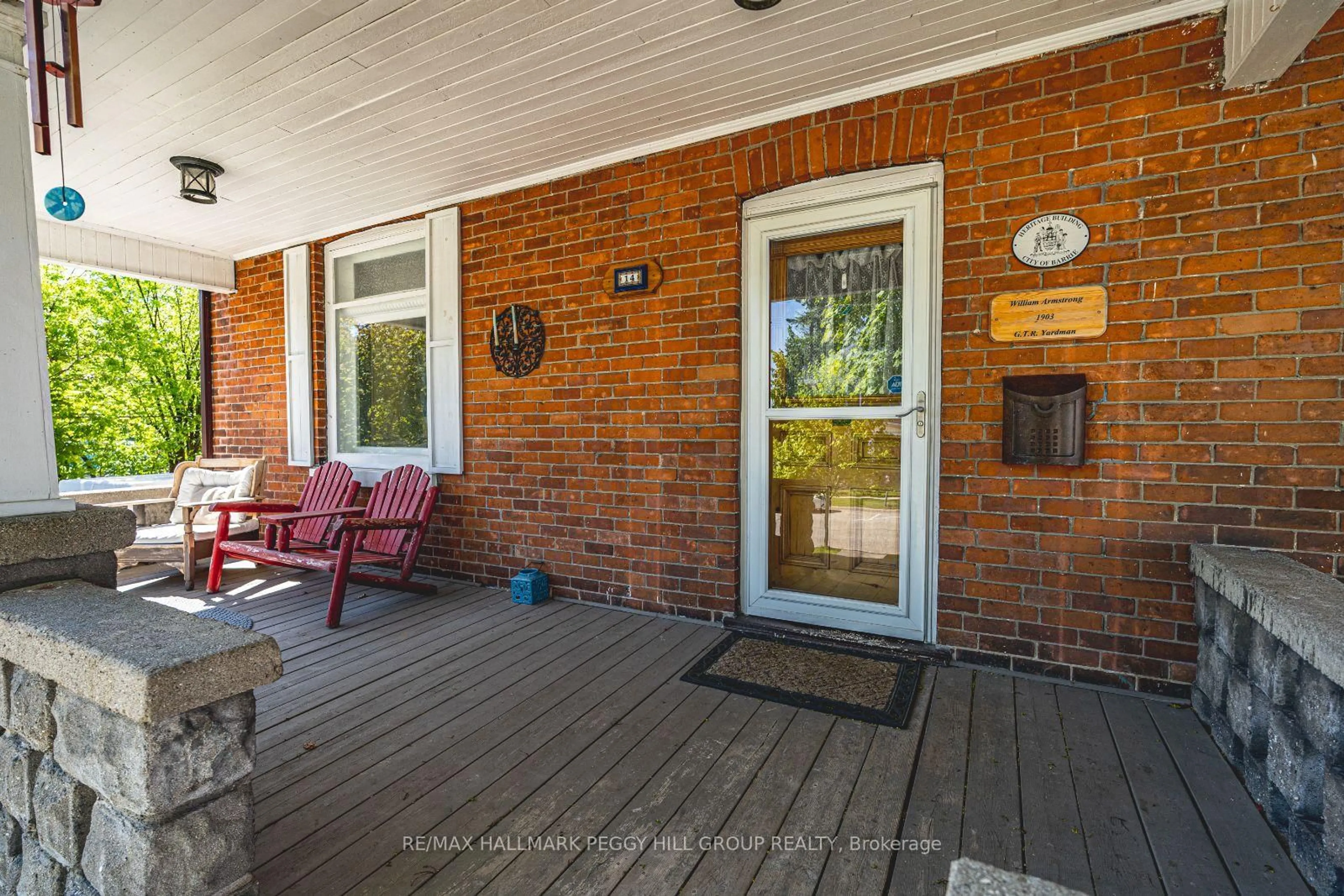 Patio, unknown for 14 Cumberland St, Barrie Ontario L4N 2P4