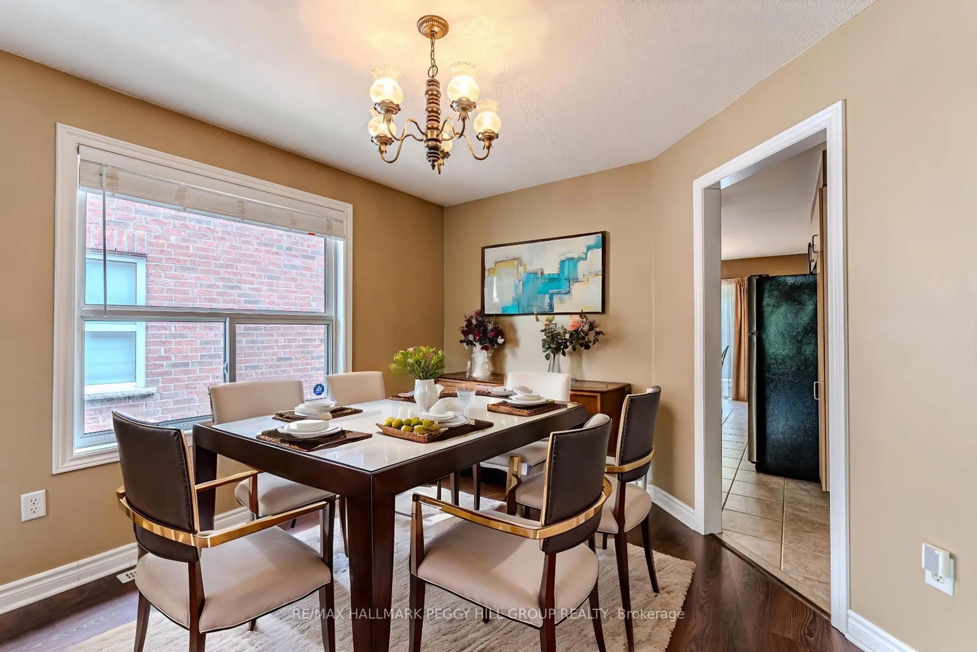 Dining room, unknown for 10 Stephanie Lane, Barrie Ontario L4N 0V2