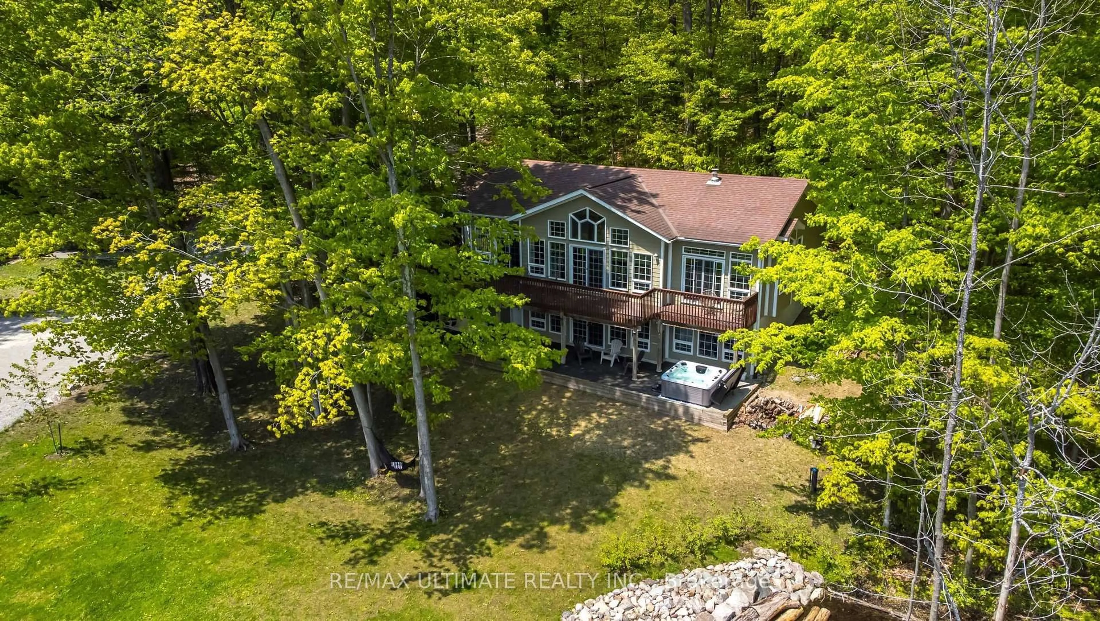 A pic from outside/outdoor area/front of a property/back of a property/a pic from drone, water/lake/river/ocean view for 157 Farlain Lake Rd, Tiny Ontario L9M 0B9