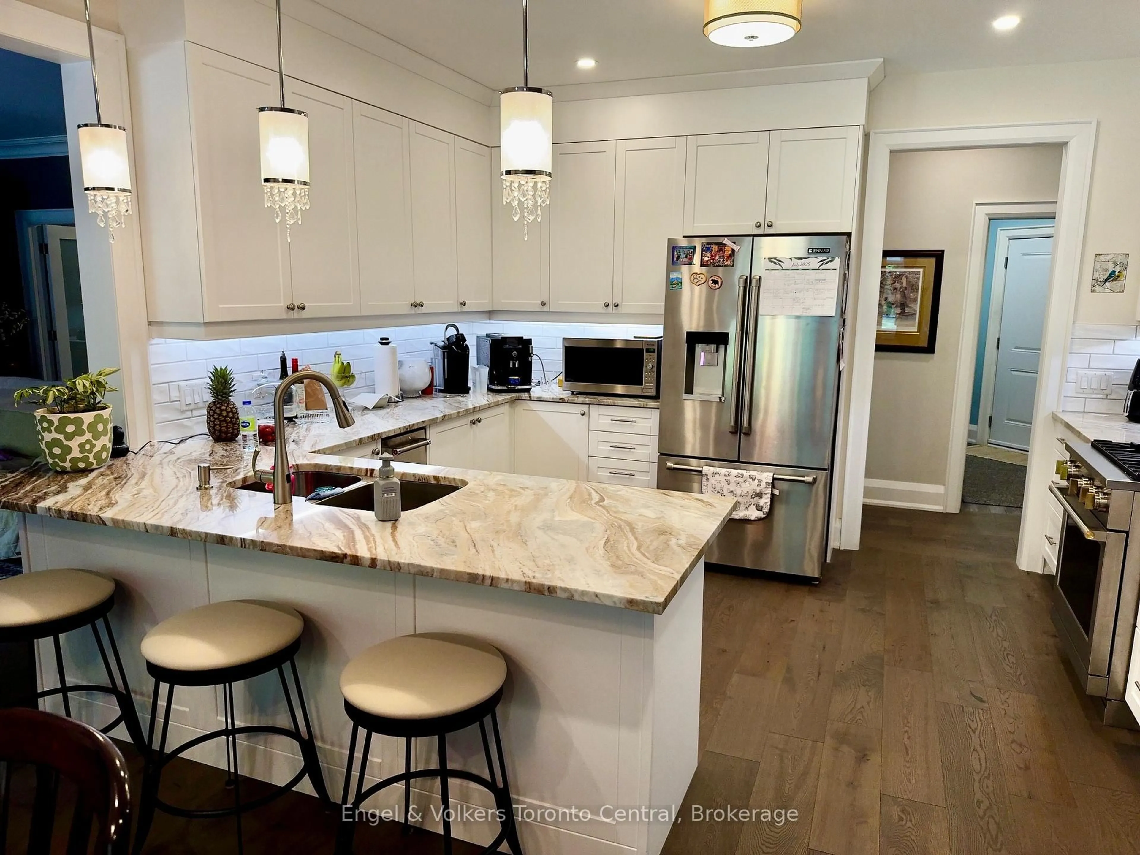 Open concept kitchen, unknown for 81 Spruce St, Tiny Ontario L0L 1P1