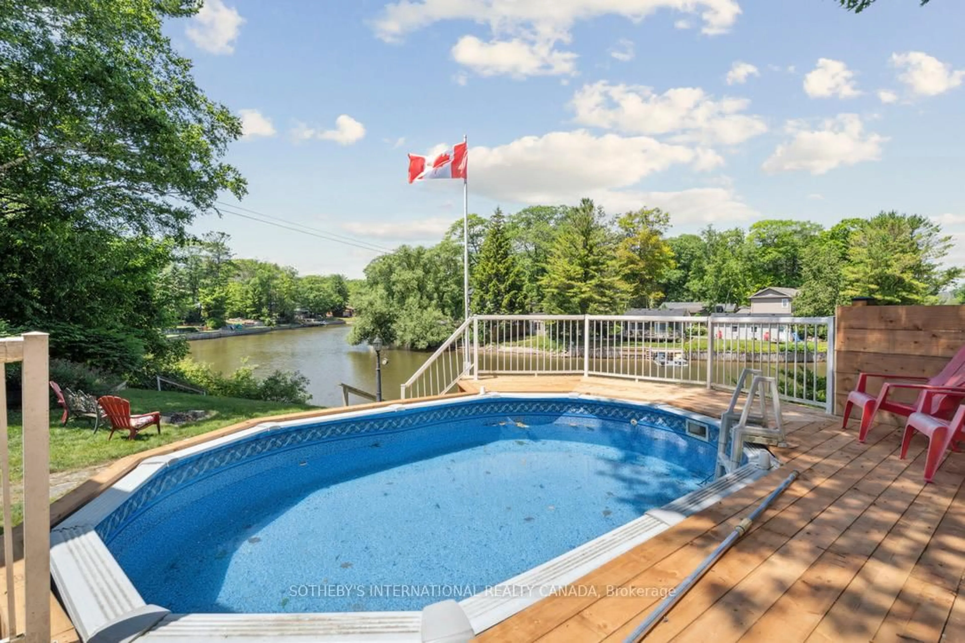 Pool for 400 Oxbow Park Dr, Wasaga Beach Ontario L9Z 2T9