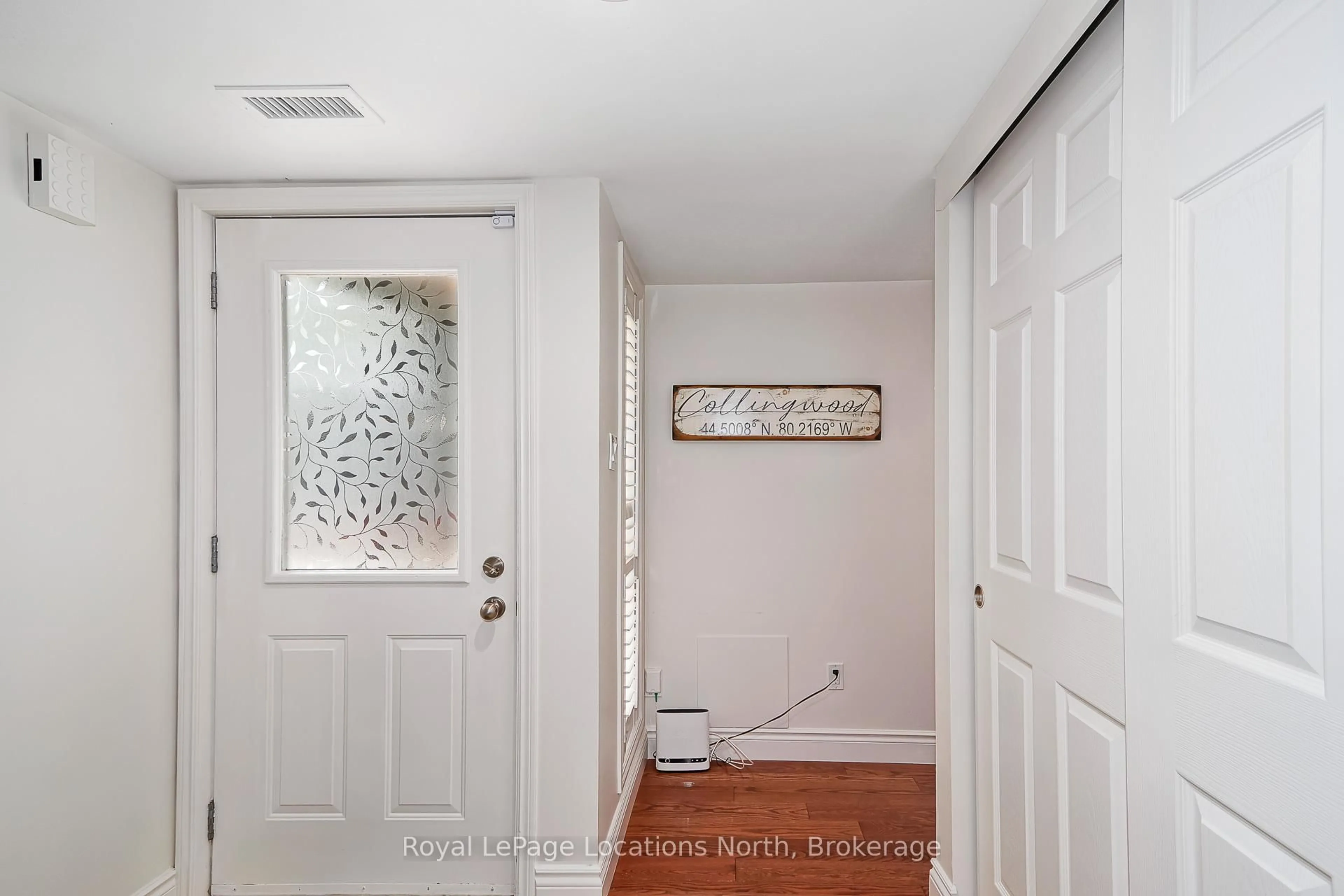 Indoor entryway for 775 Johnston Park Ave, Collingwood Ontario L9Y 5C7