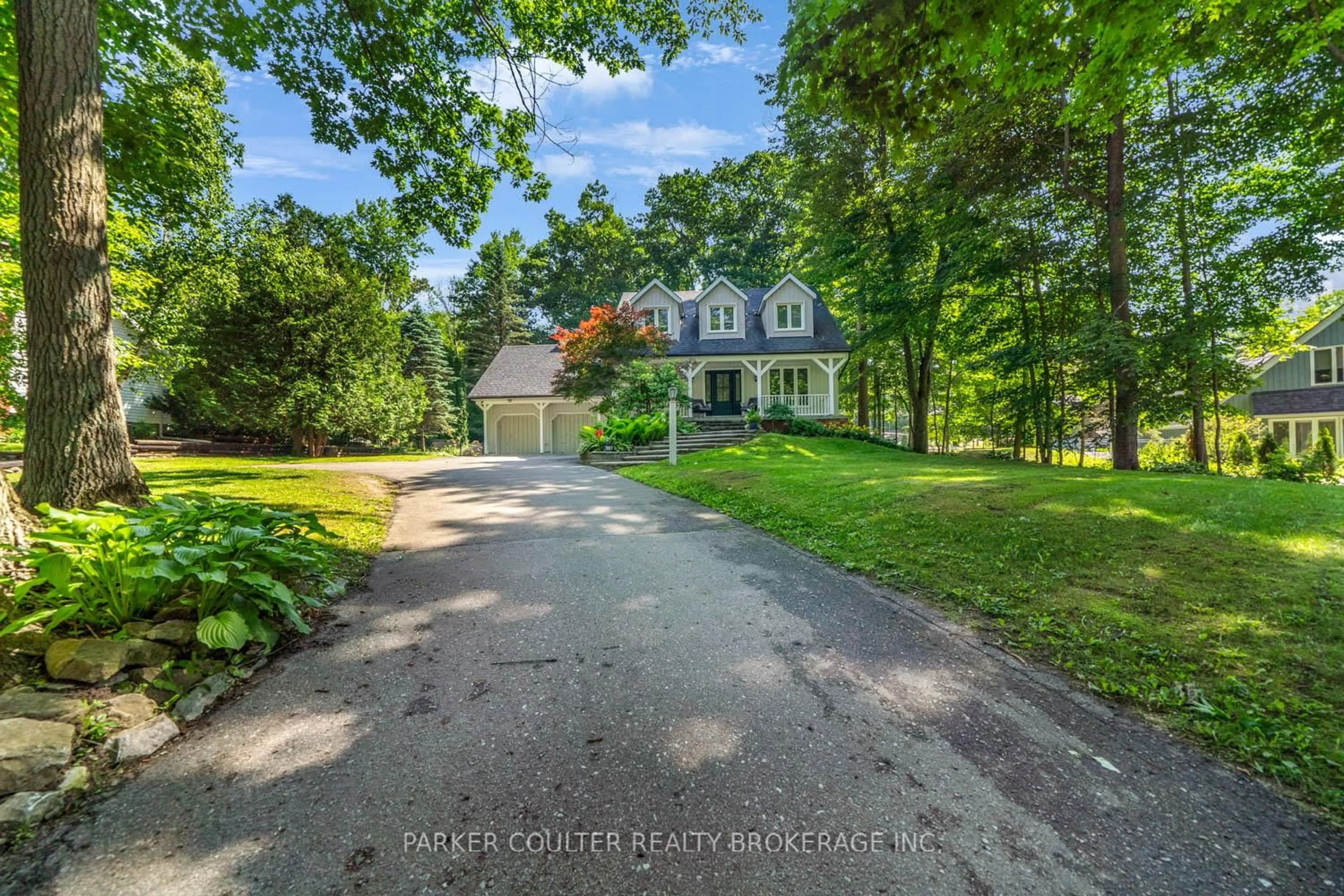 A pic from outside/outdoor area/front of a property/back of a property/a pic from drone, water/lake/river/ocean view for 361 Glenbrook Dr, Midland Ontario L4R 5G4