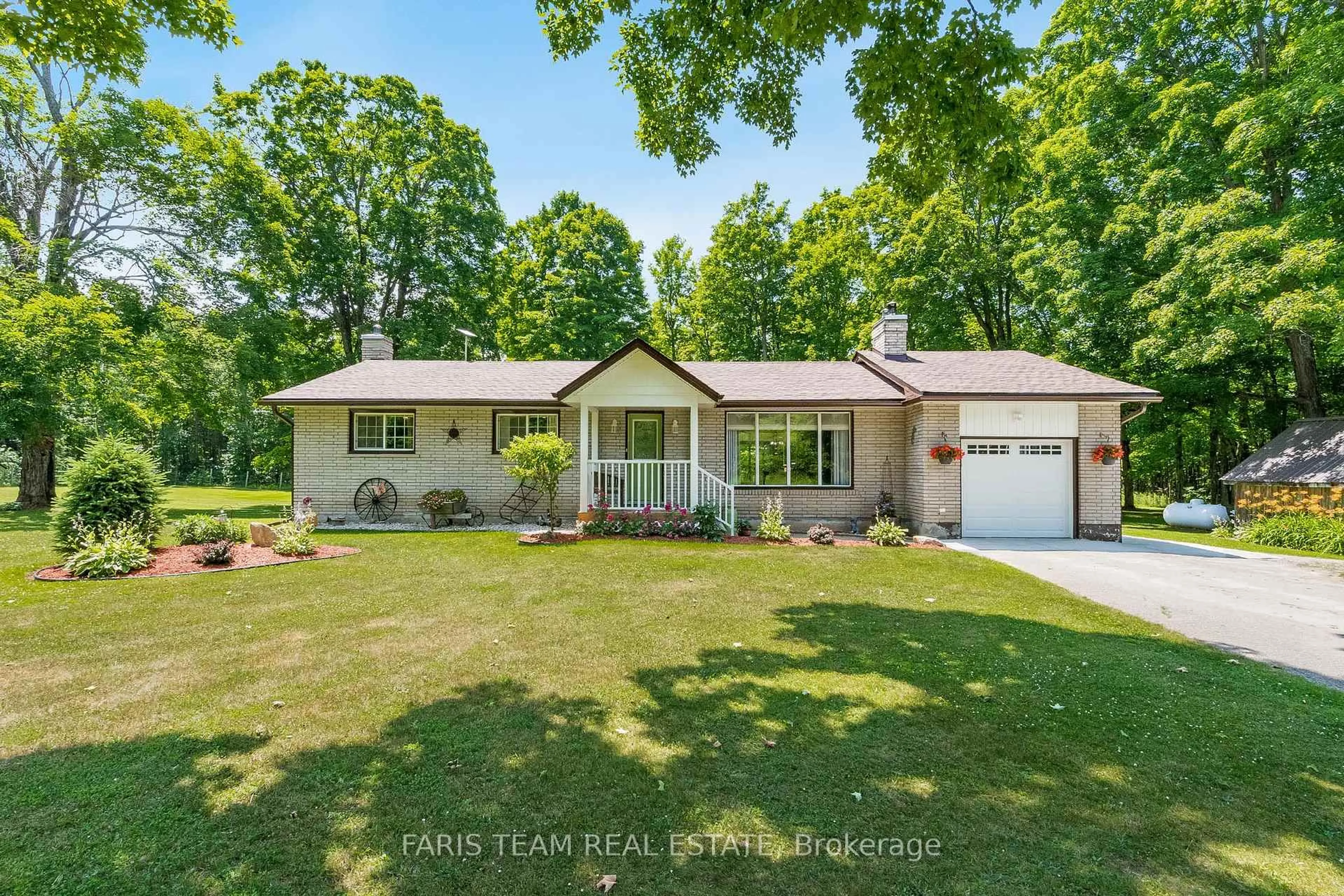 Home with vinyl exterior material, street for 1980 Balkwill Line, Severn Ontario L0K 1E0