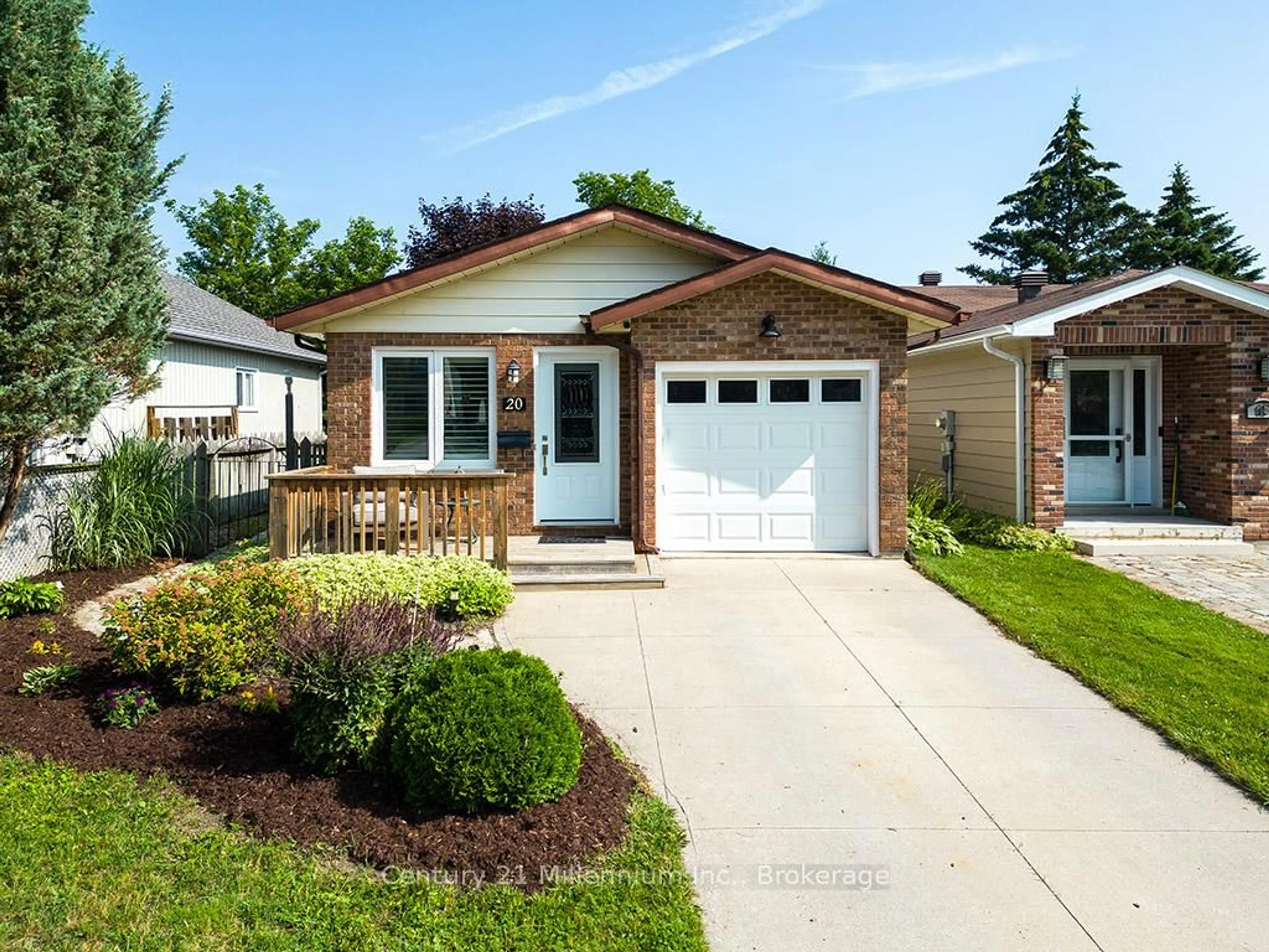 Home with brick exterior material, street for 20 Leslie Dr, Collingwood Ontario L9Y 4P2