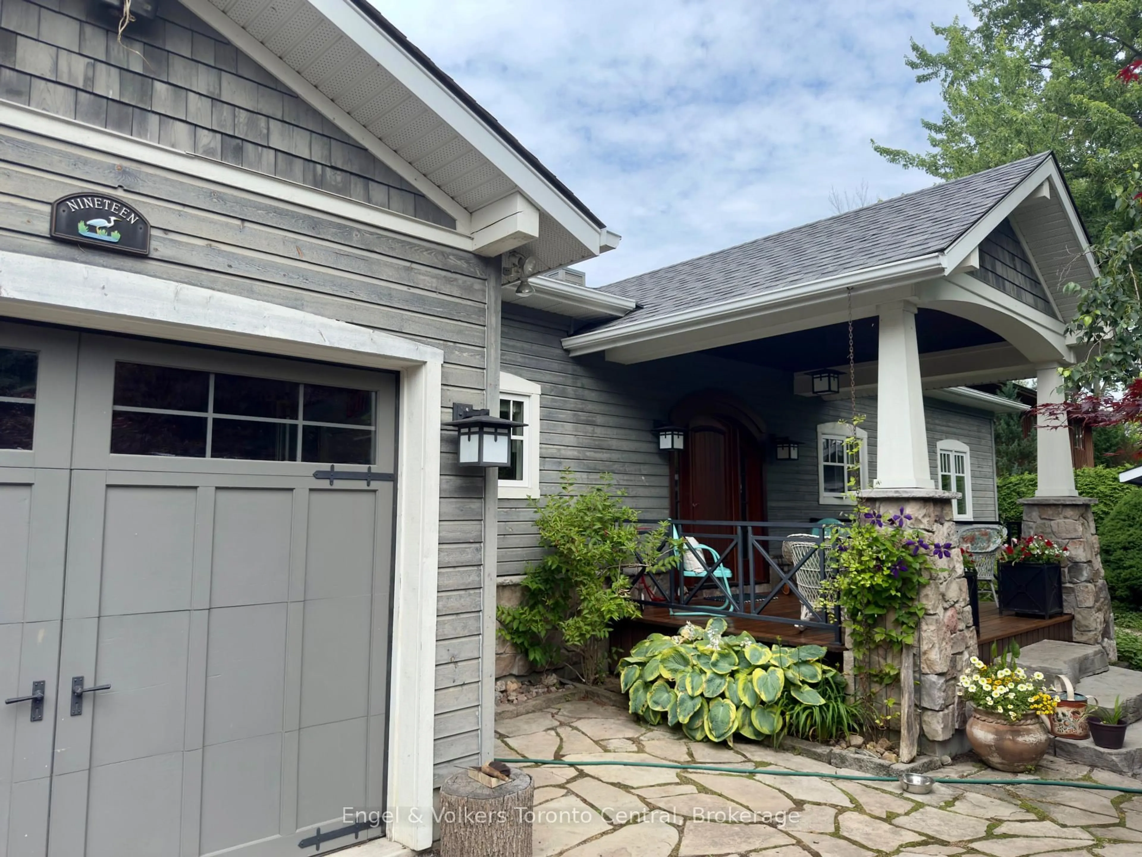 Unknown for 19 Georgian Manor Dr, Collingwood Ontario L9Y 3Z1