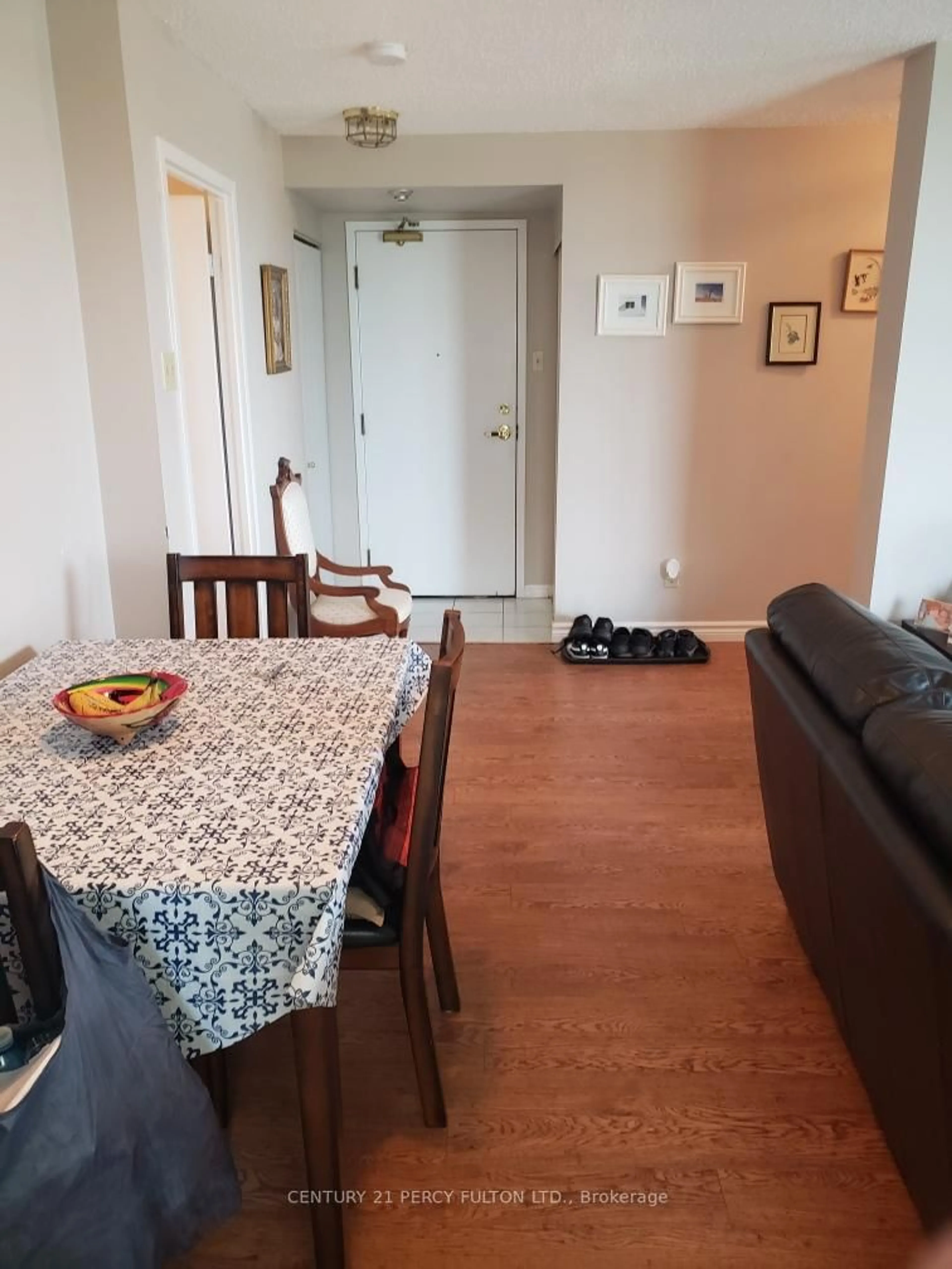 A pic of a room for 75 Ellen St #1004, Barrie Ontario L4N 7R6