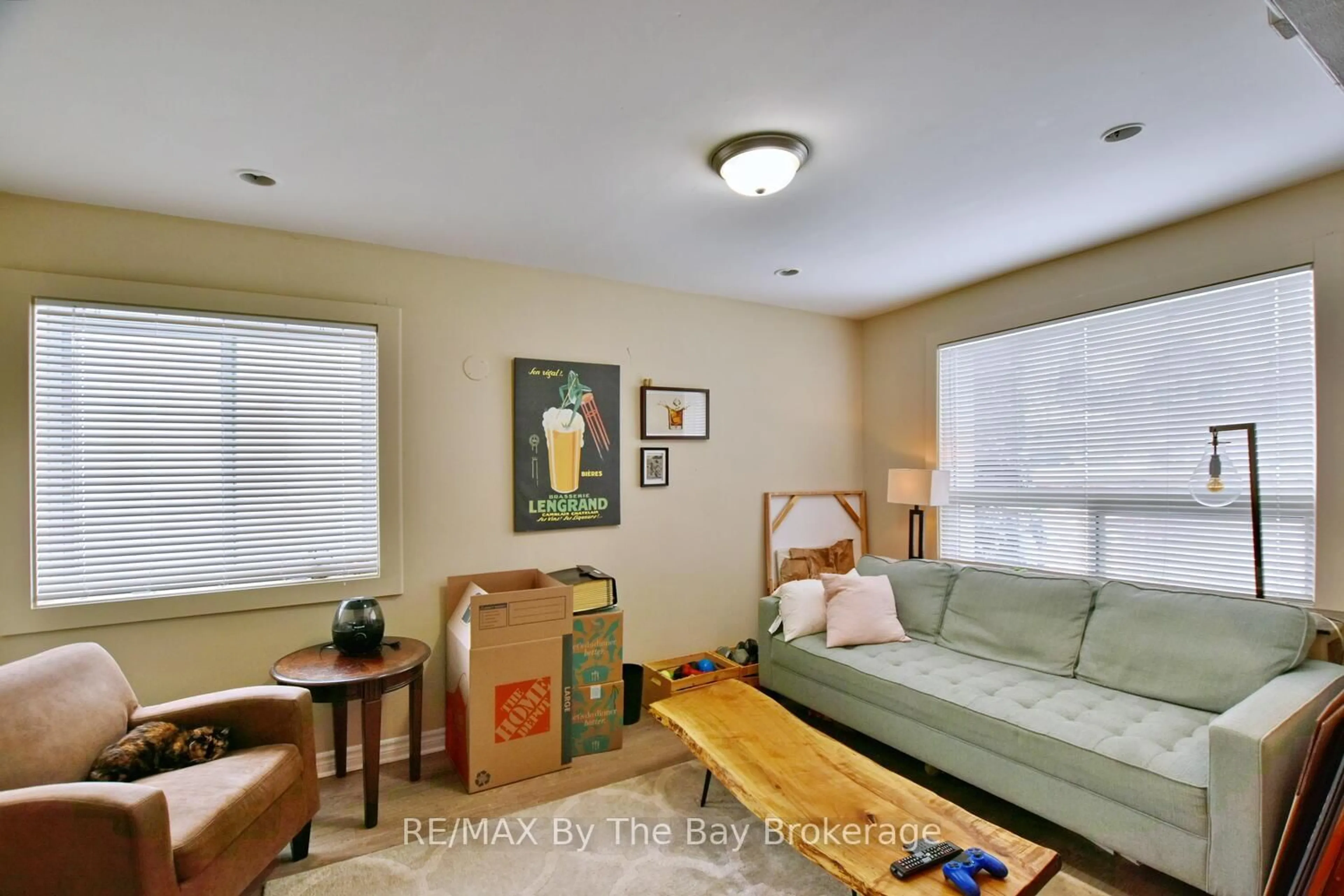 Living room with furniture, unknown for 113 Spruce St, Collingwood Ontario L9Y 3G8
