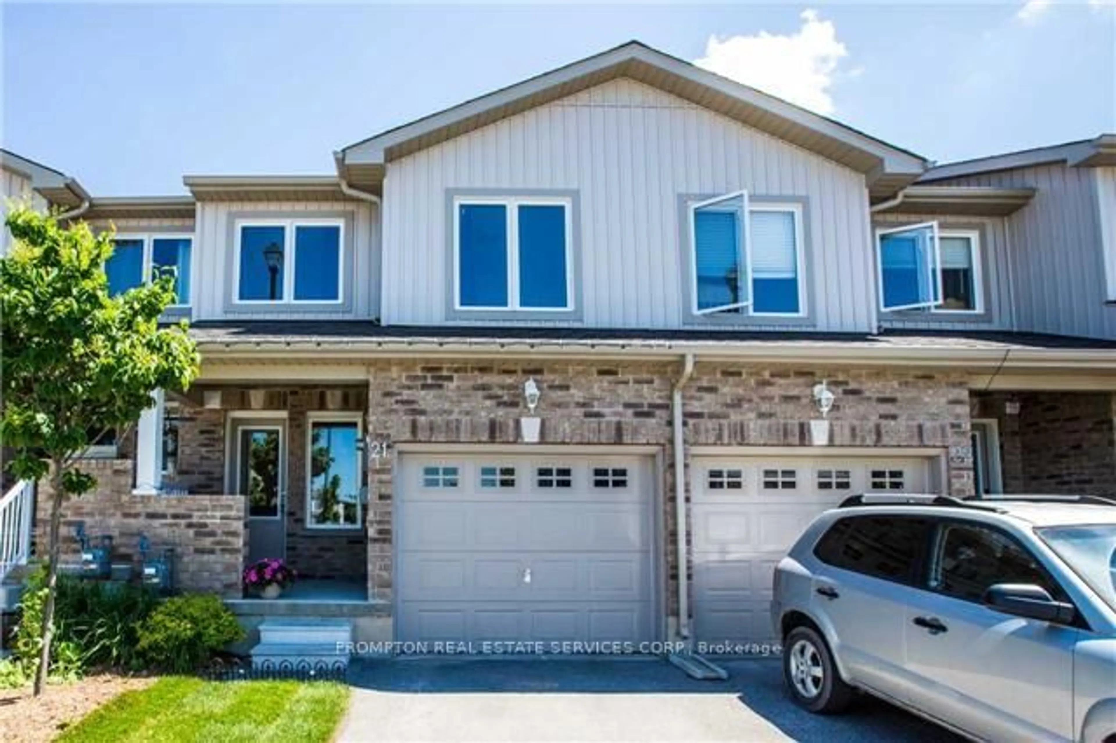 Home with brick exterior material, street for 75 Prince William Way #21, Barrie Ontario L4N 7P5