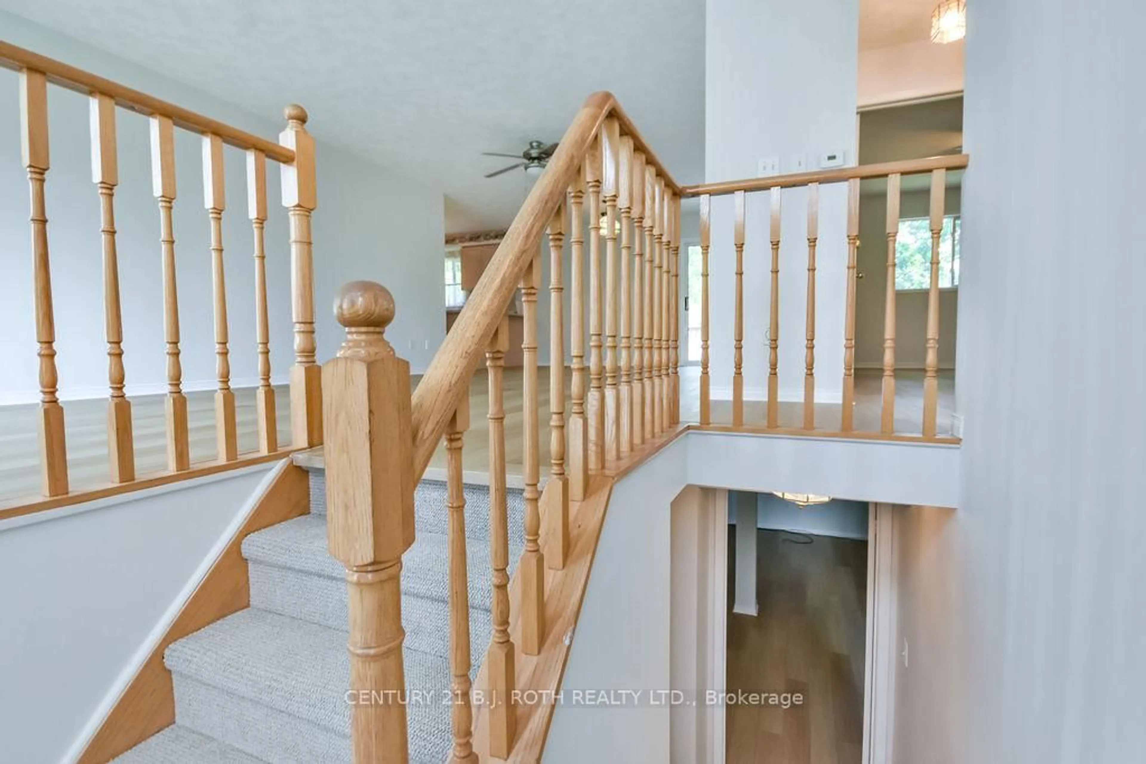 Unknown for 34 ASHTON St, Orillia Ontario L3V 7V5