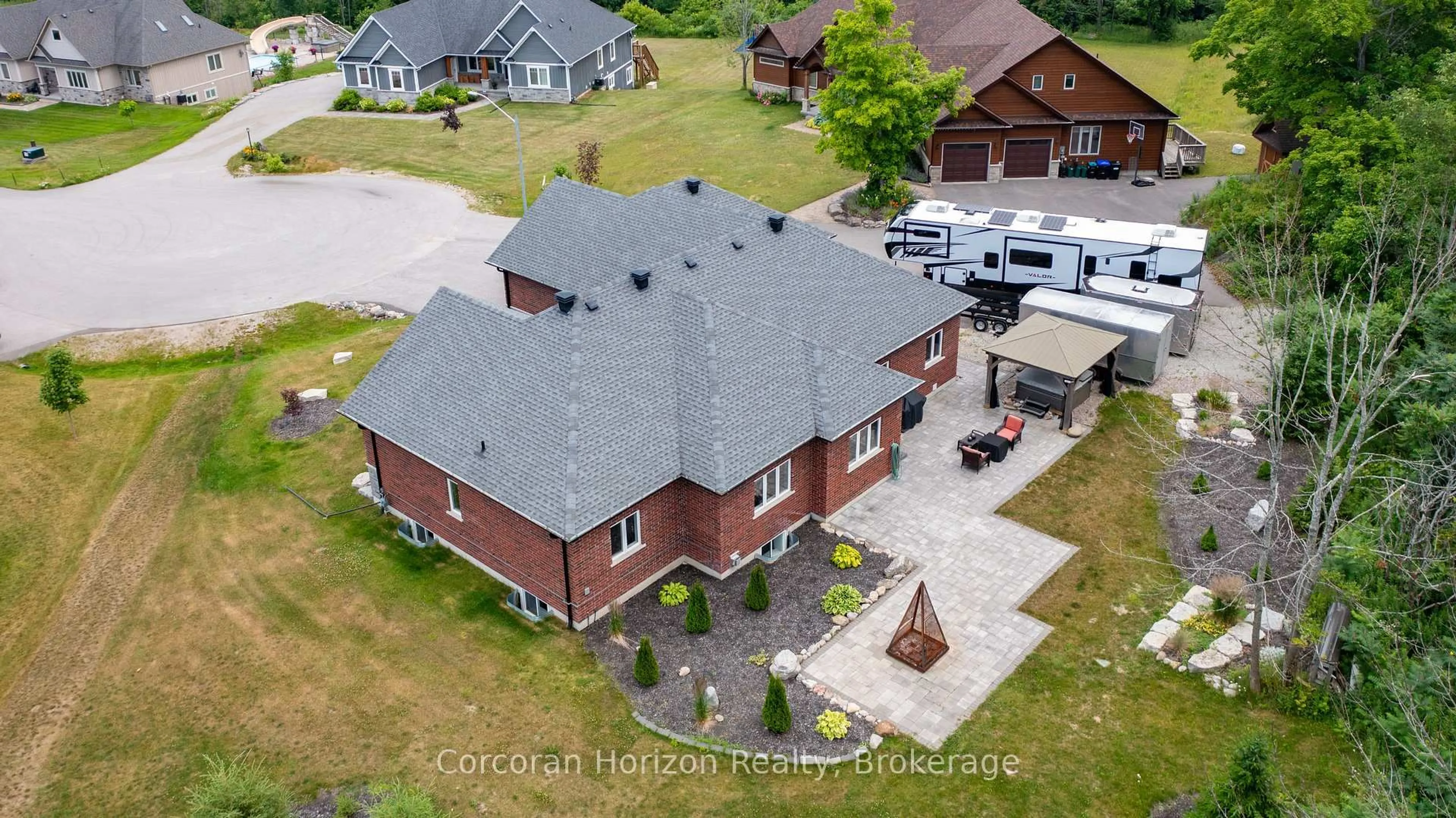 A pic from outside/outdoor area/front of a property/back of a property/a pic from drone, street for 12 REIDS Rdge, Oro-Medonte Ontario L0K 1N0