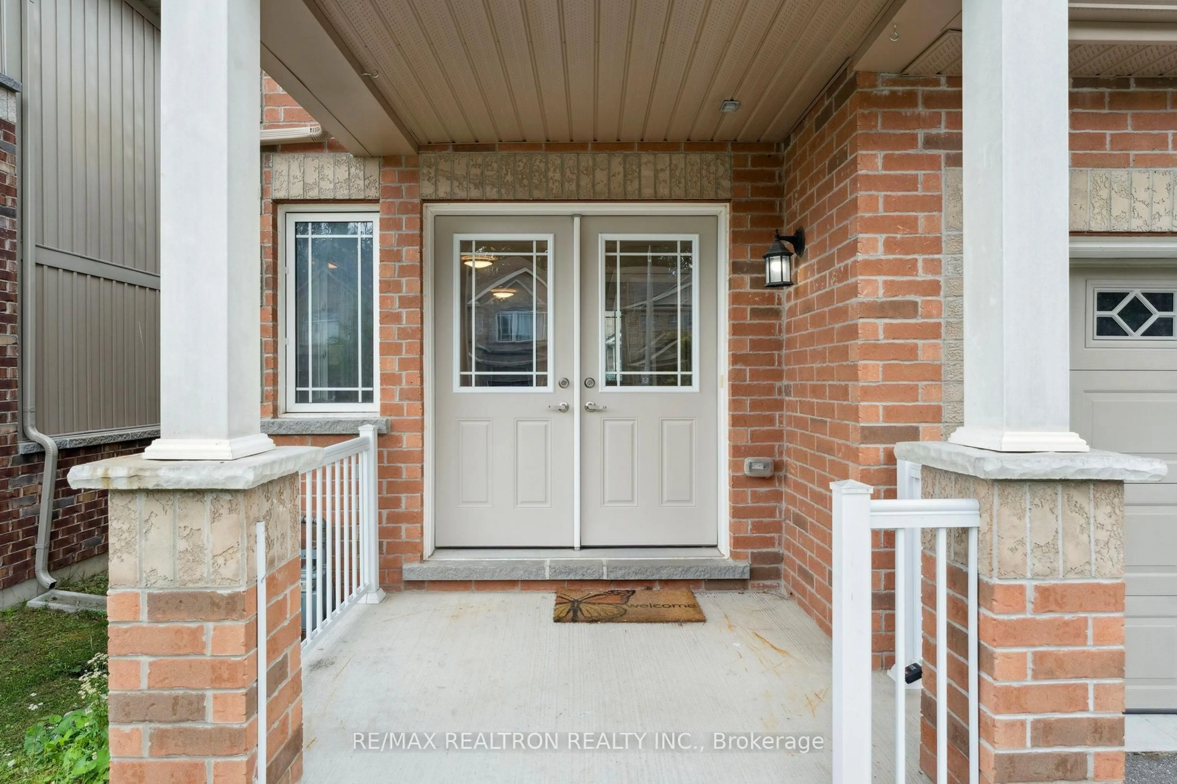 Indoor entryway for 254 Diana Dr, Orillia Ontario L3V 6H2