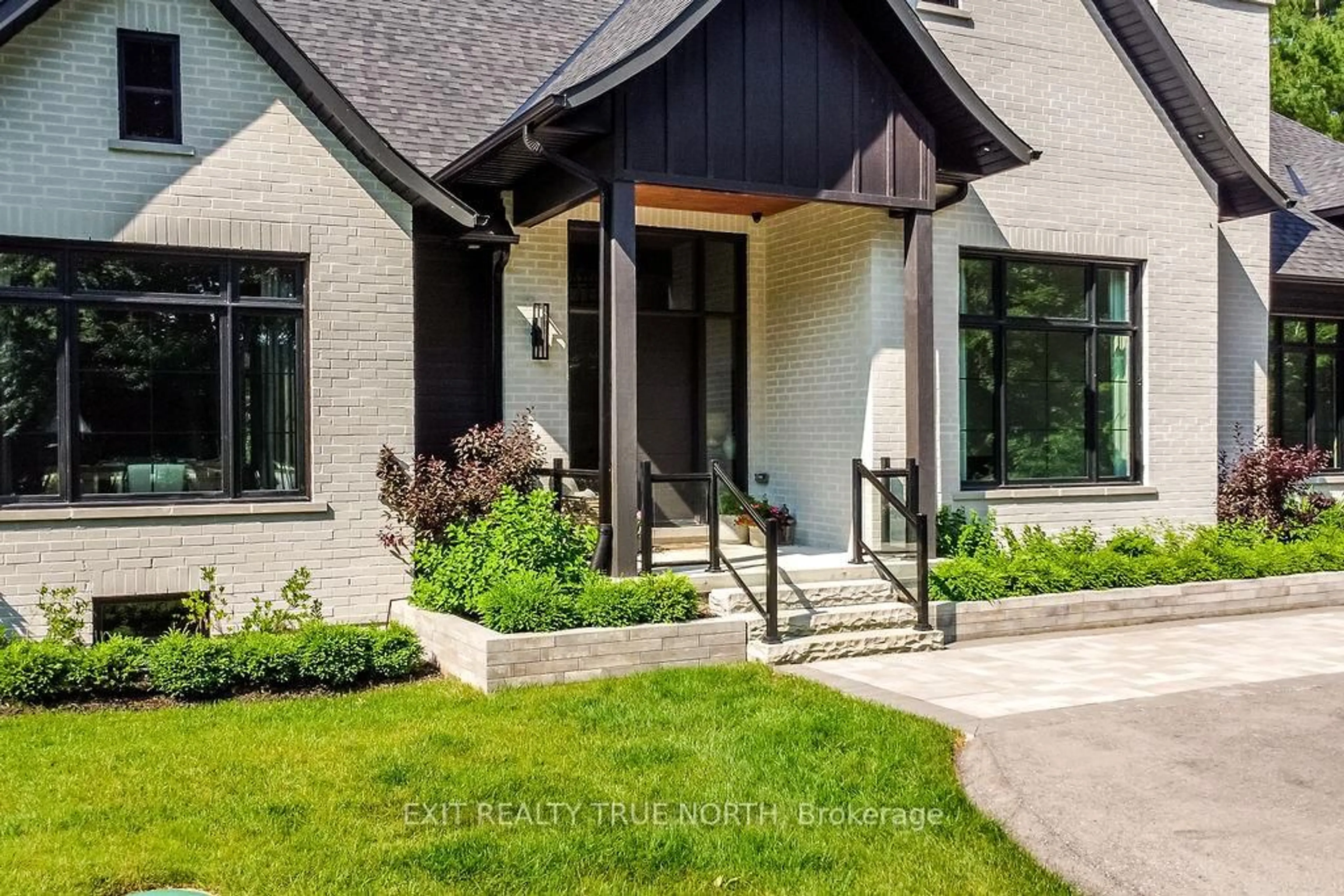 Home with brick exterior material, street for 4 Sycamore Circ, Springwater Ontario L0L 2K0