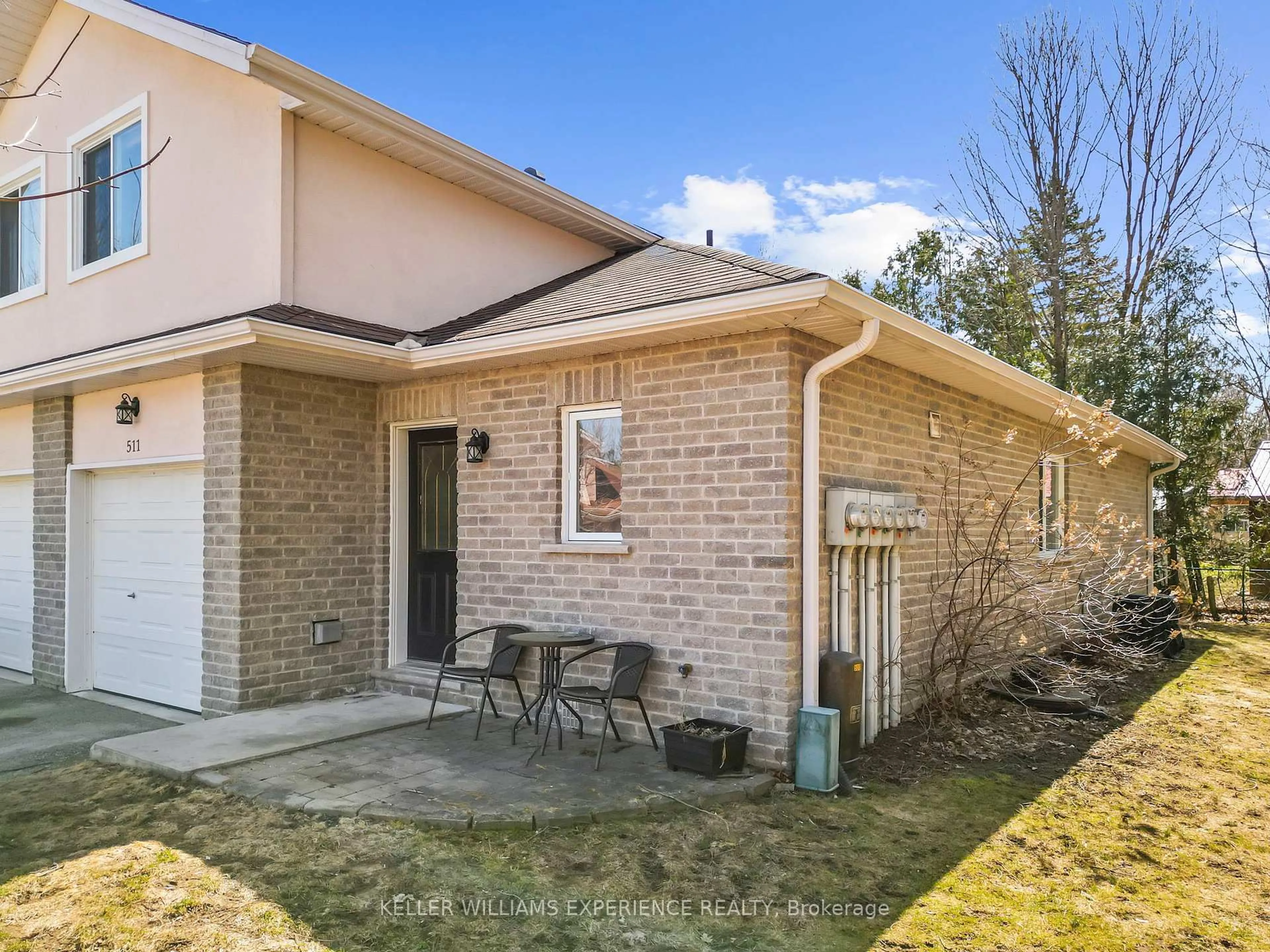Home with brick exterior material, unknown for 511 THOMAS St, Clearview Ontario L0M 1S0
