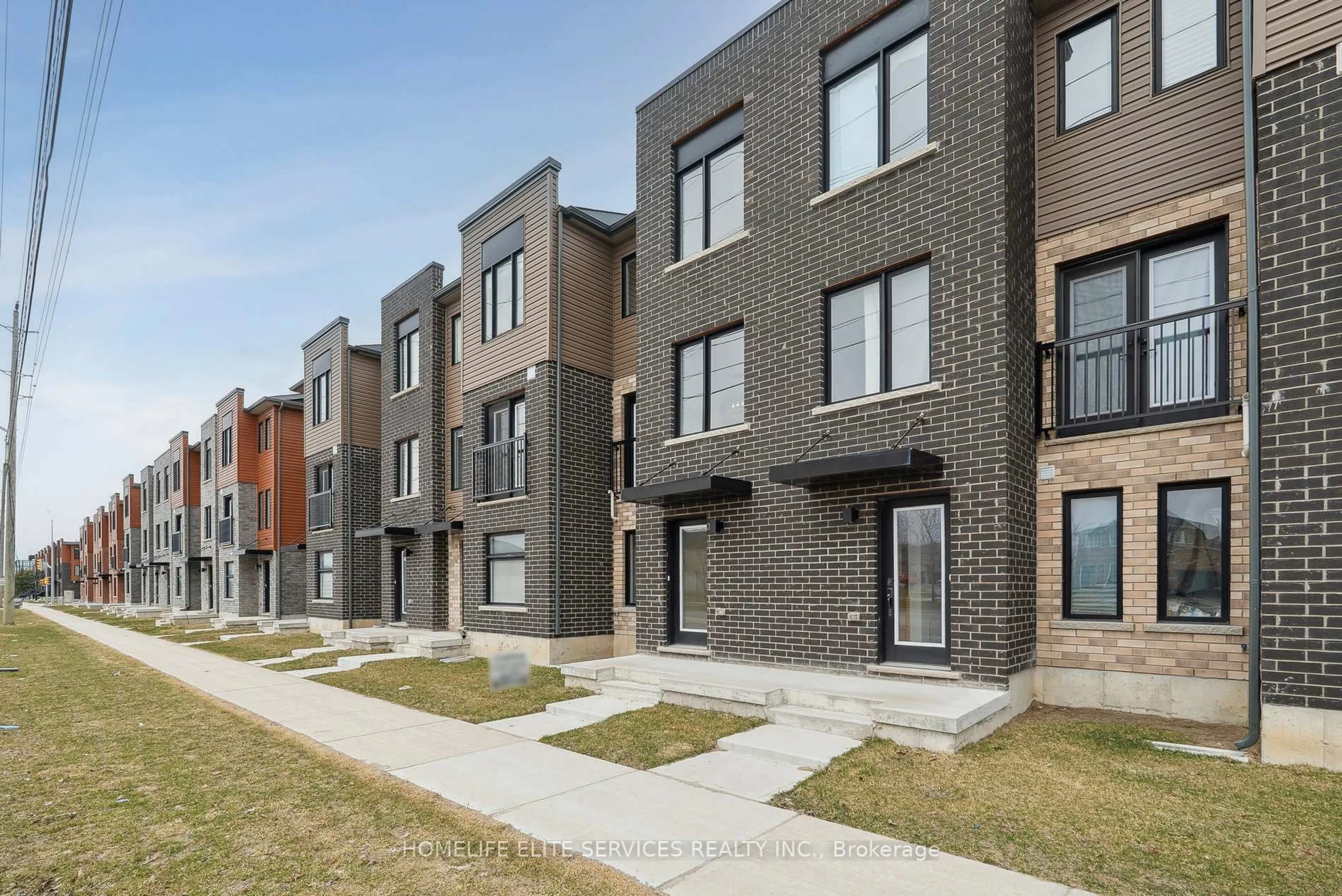 Home with brick exterior material, street for 57 Fairlane Ave, Barrie Ontario L9J 0N1