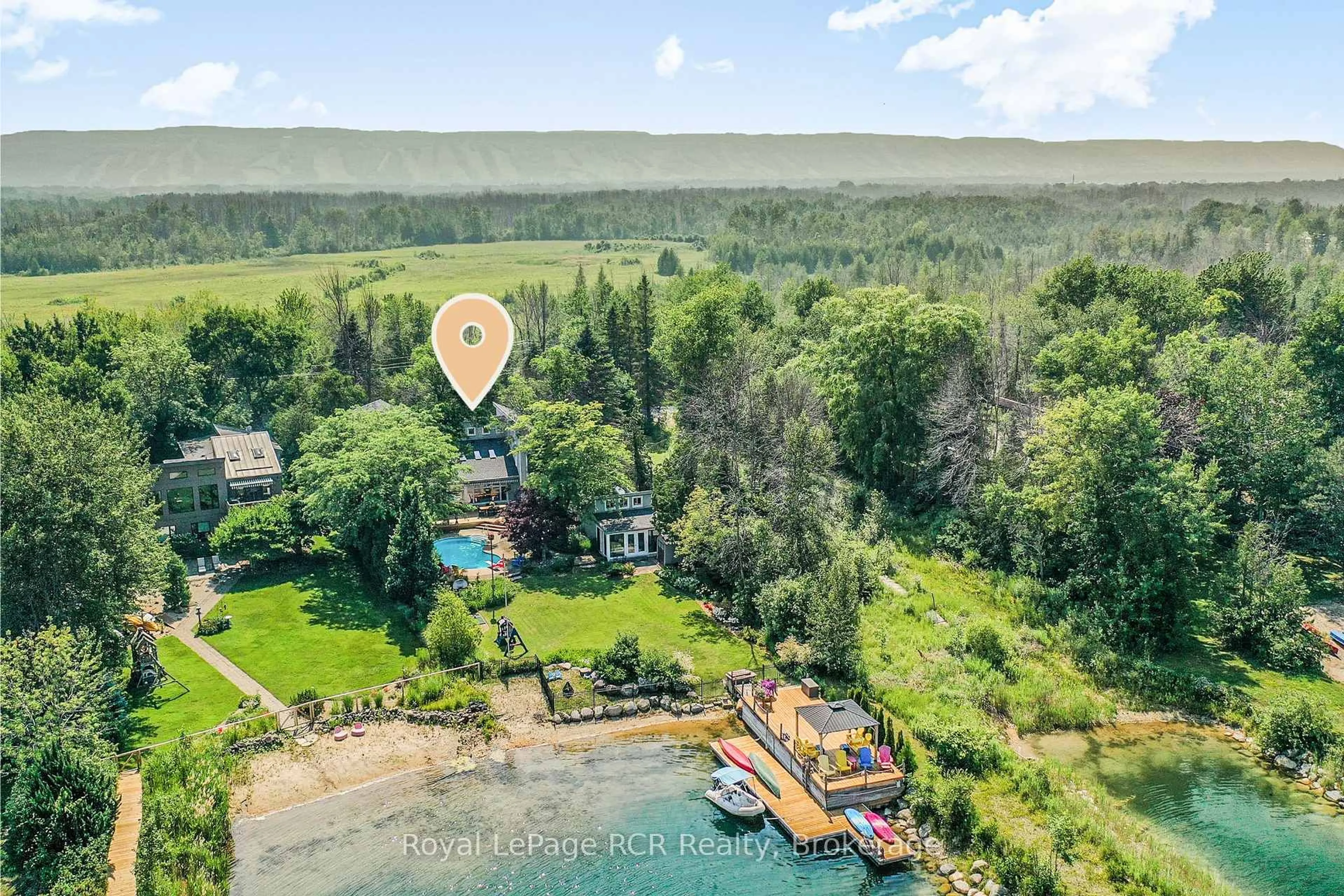 A pic from outside/outdoor area/front of a property/back of a property/a pic from drone, water/lake/river/ocean view for 160 Princeton Shores Blvd, Collingwood Ontario L9Y 5C9