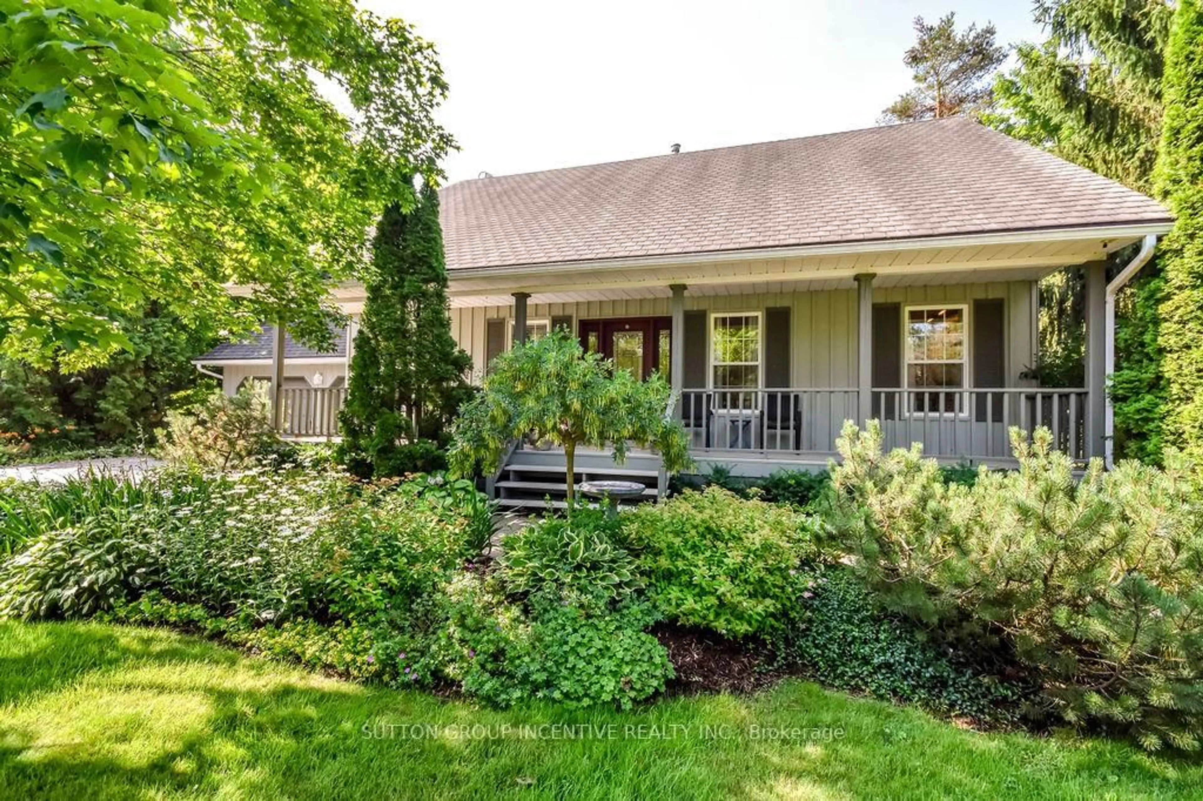 Unknown for 33 Alpine Way, Oro-Medonte Ontario L0L 2L0