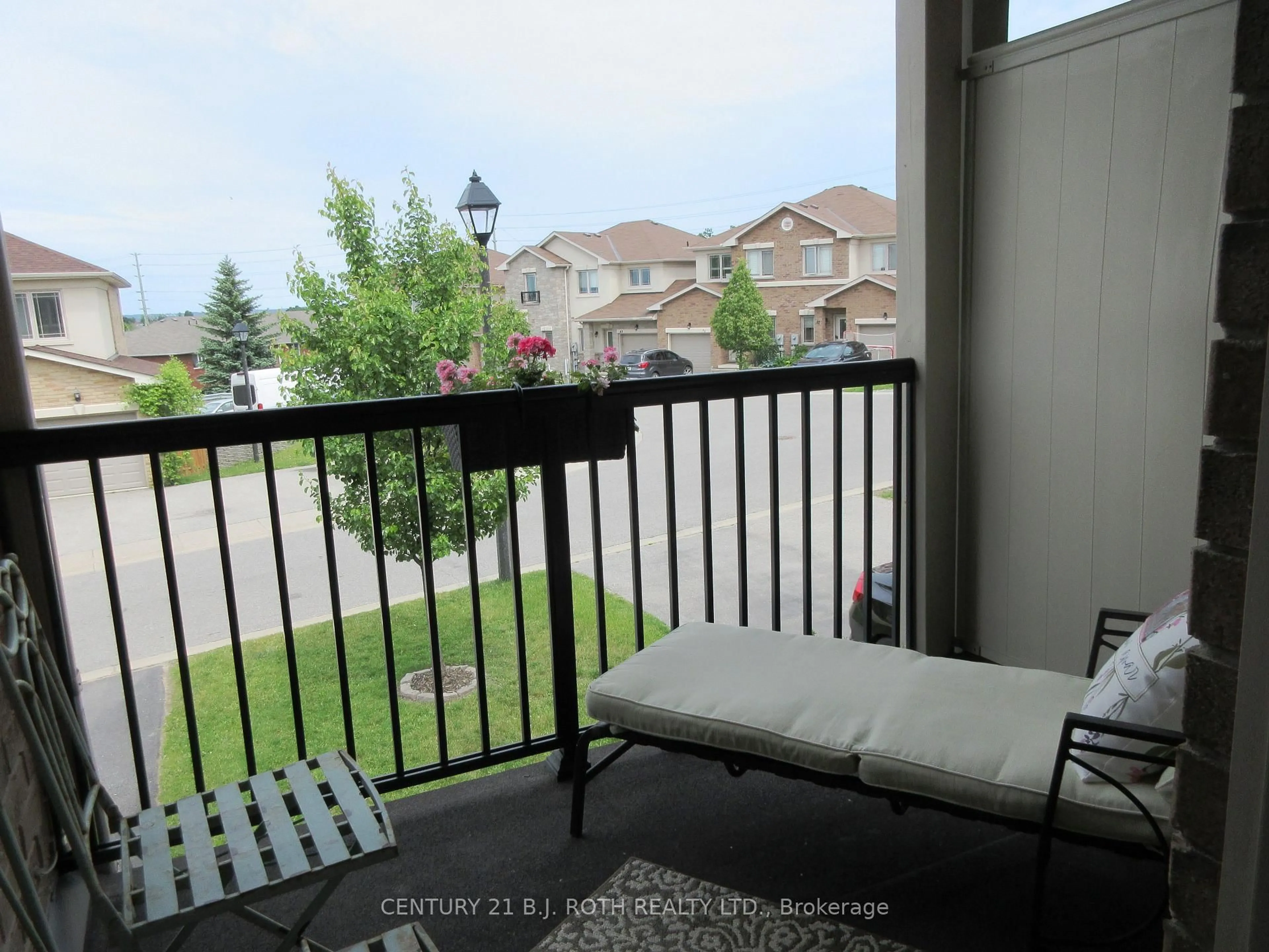 Balcony in the apartment, water/lake/river/ocean view for 175 Stanley St #37, Barrie Ontario L4M 0G2