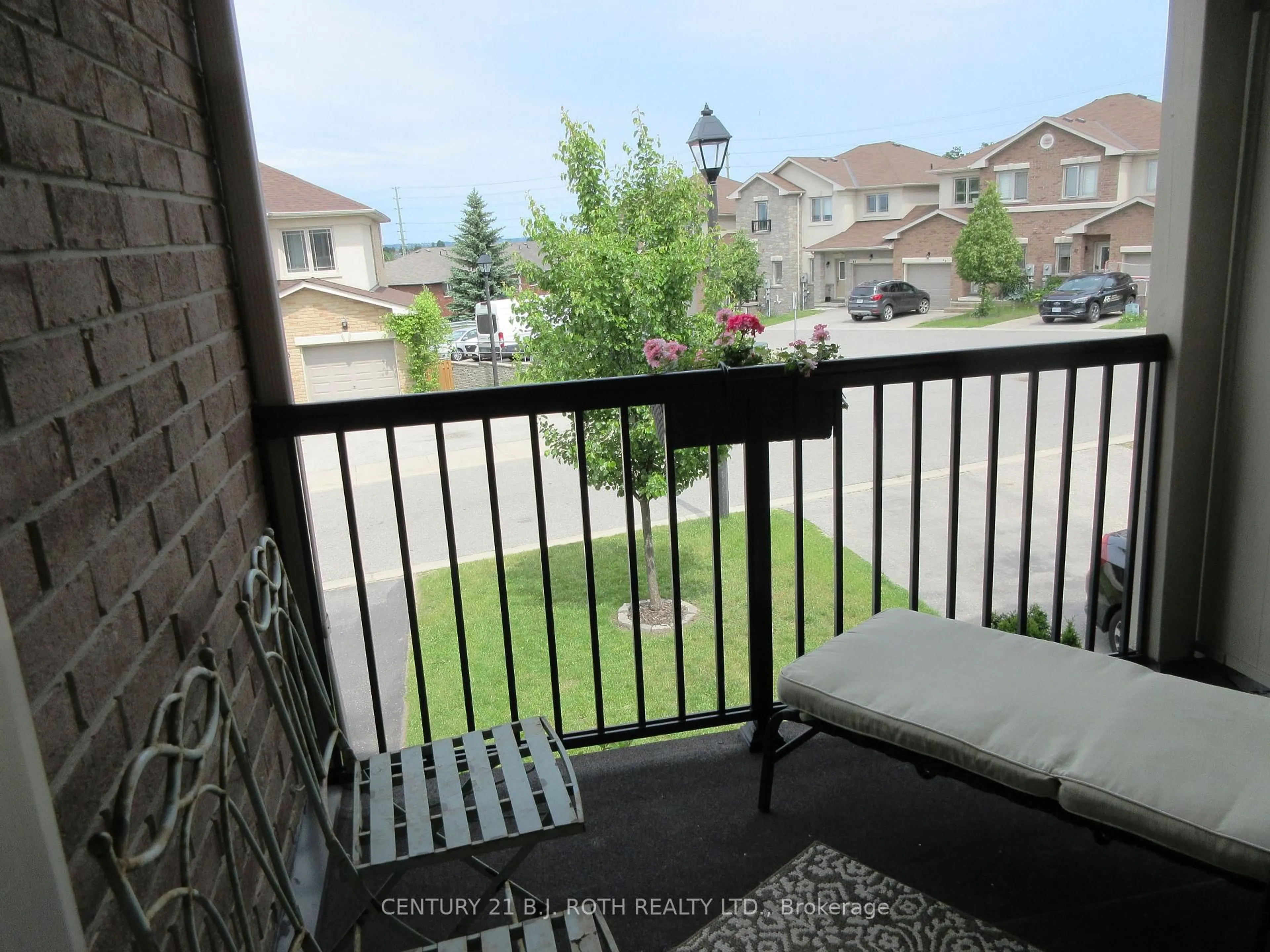 Balcony in the apartment, water/lake/river/ocean view for 175 Stanley St #37, Barrie Ontario L4M 0G2