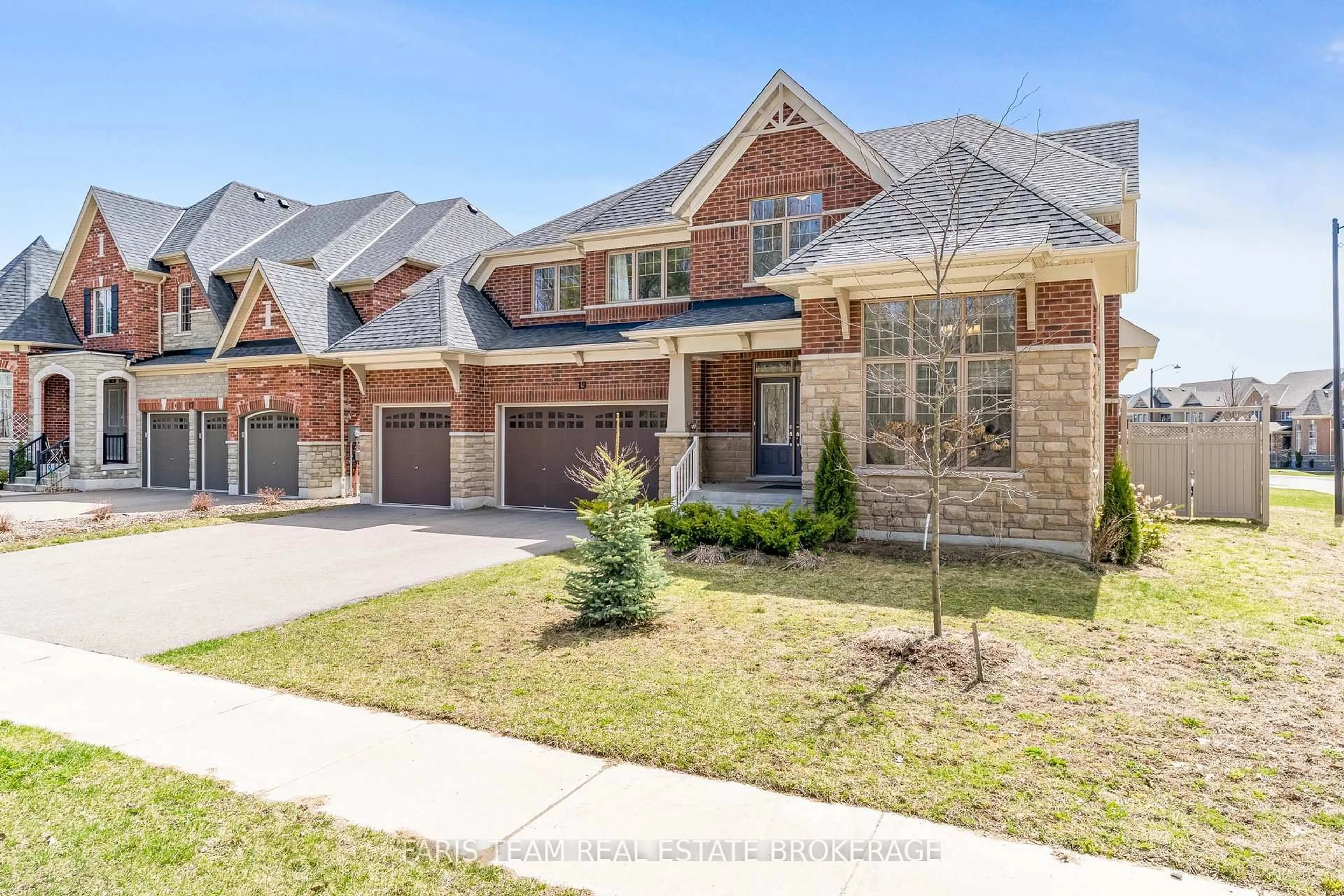 Home with brick exterior material, street for 19 McIsaac Dr, Springwater Ontario L9X 2A2